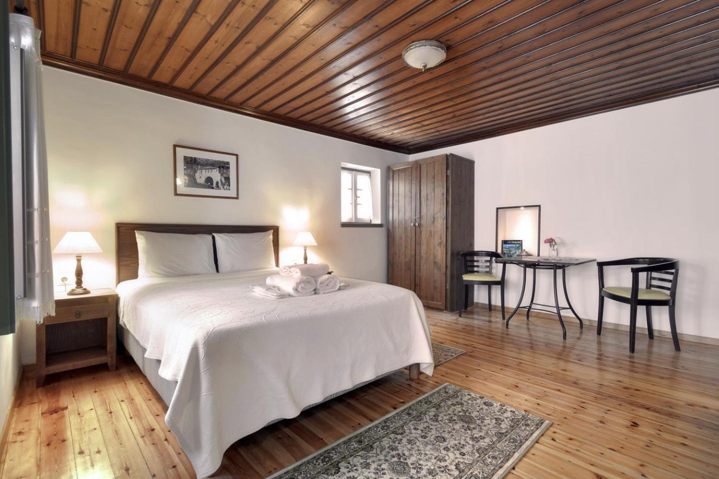 Deluxe Double Room - Photo 3