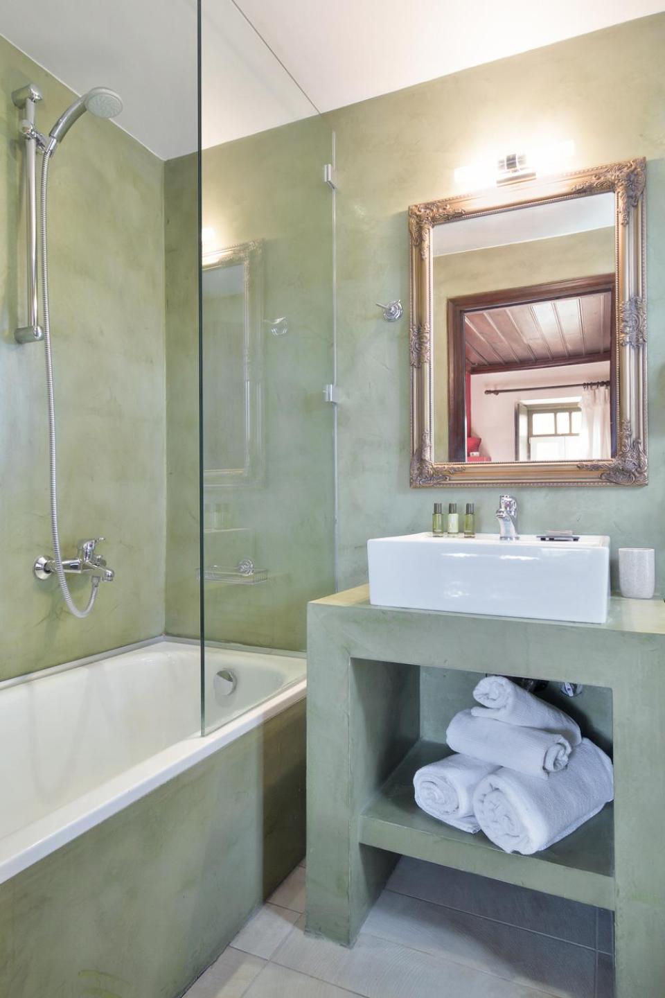 Executive Triple Room - Photo 6