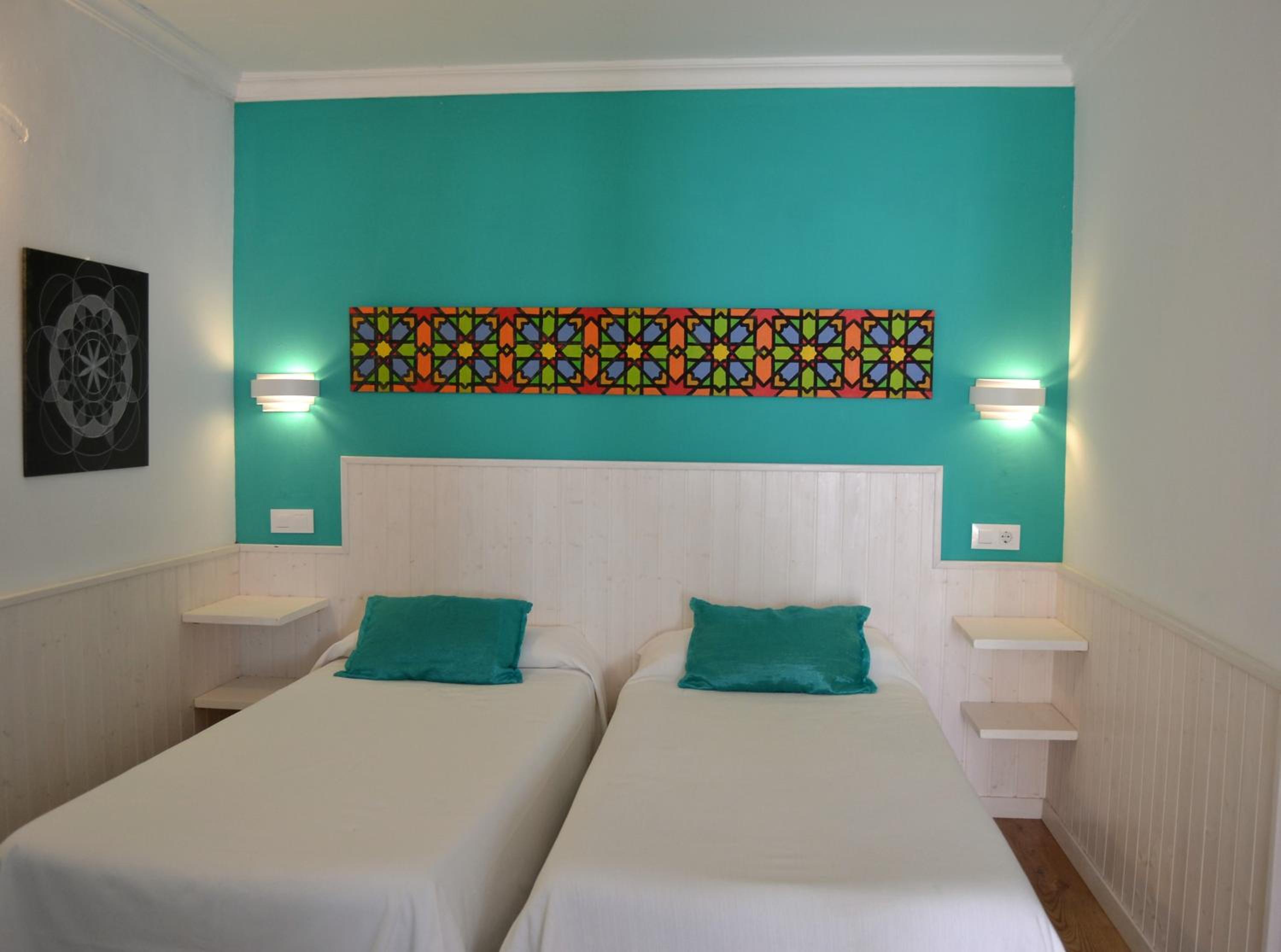 Double or Twin Room photo 3