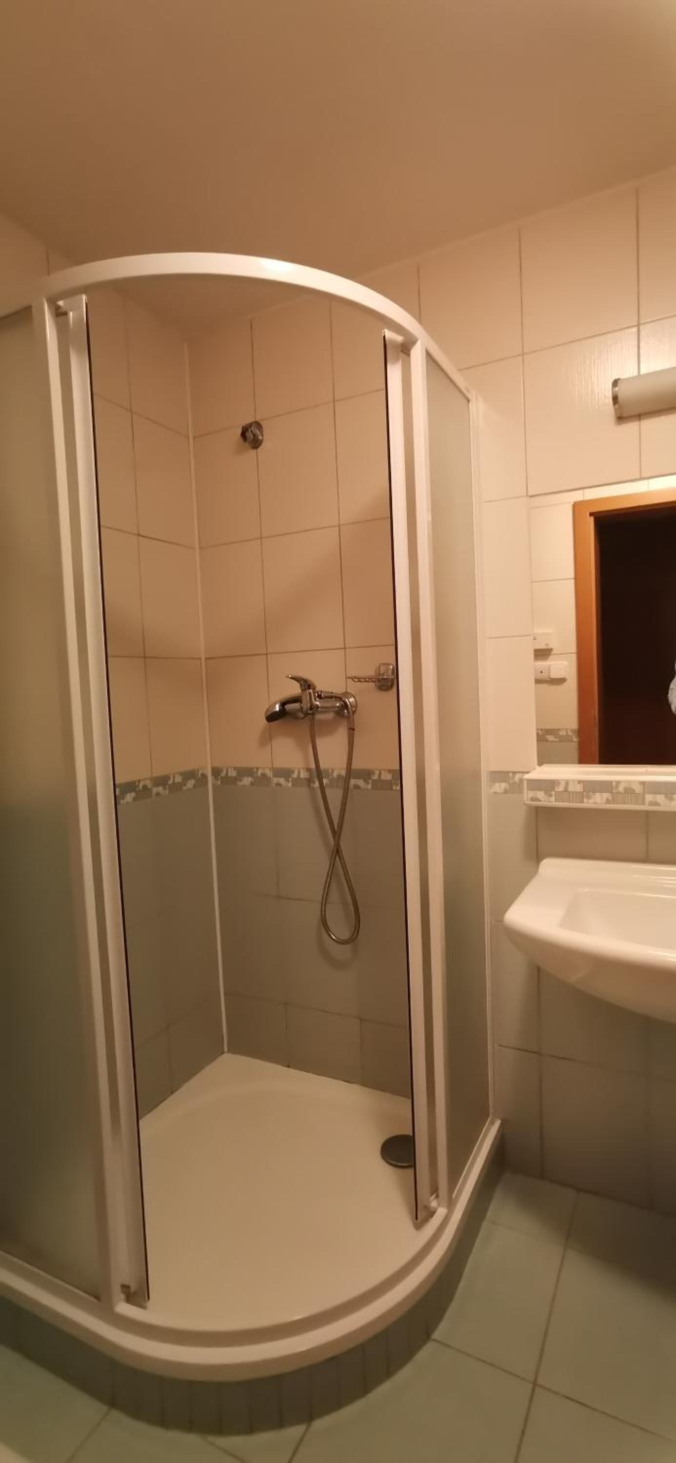 Triple Room - Photo 5