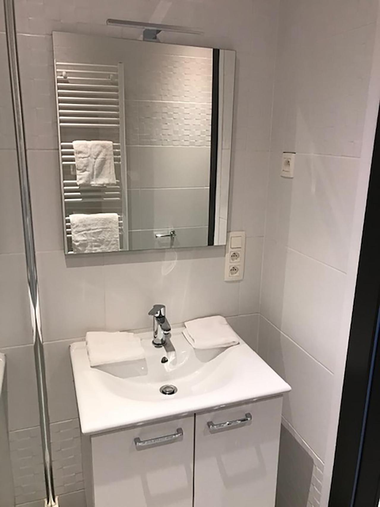 Deluxe Apartment - Photo 6