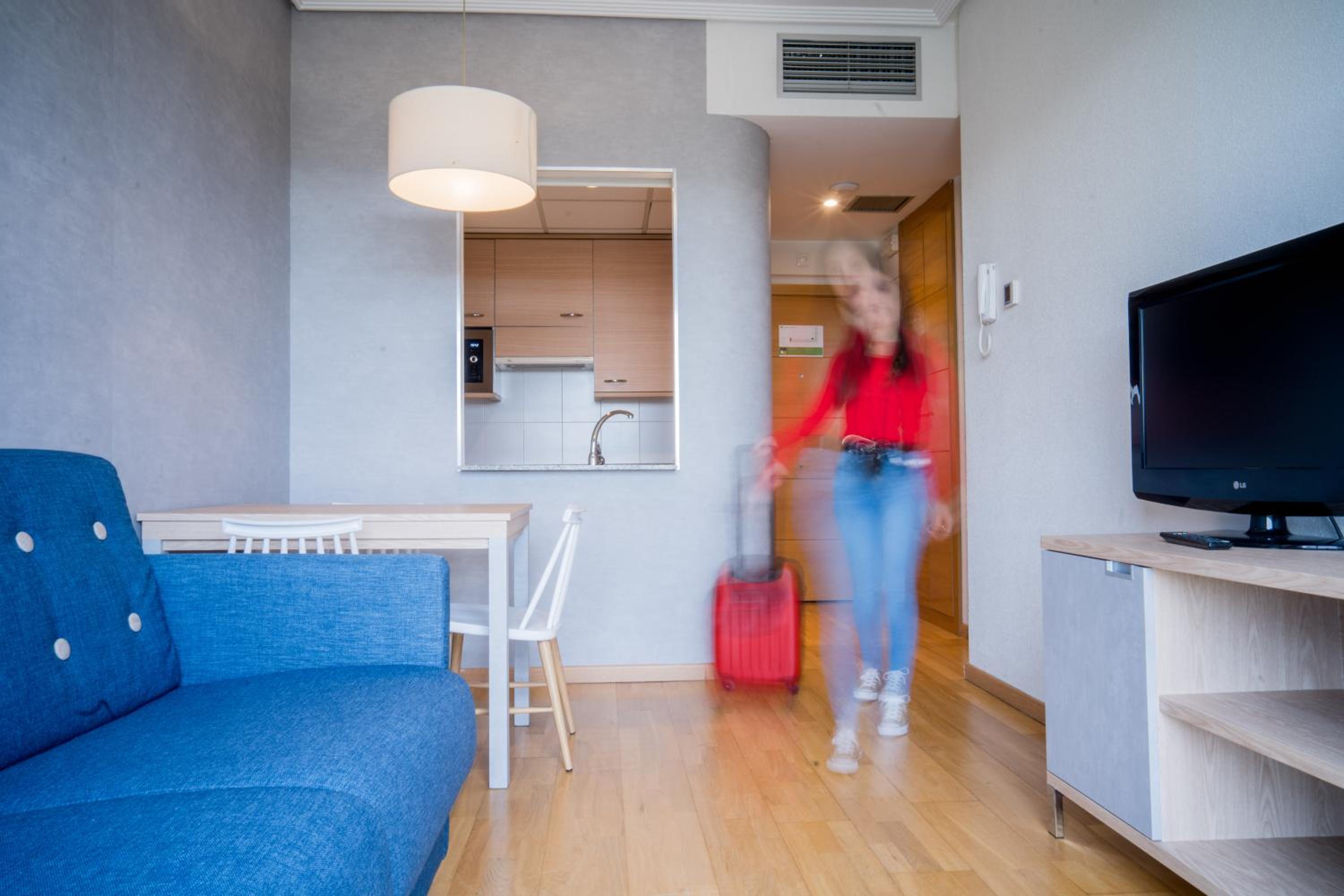 One-Bedroom Apartment (2 Adults) - Photo 2