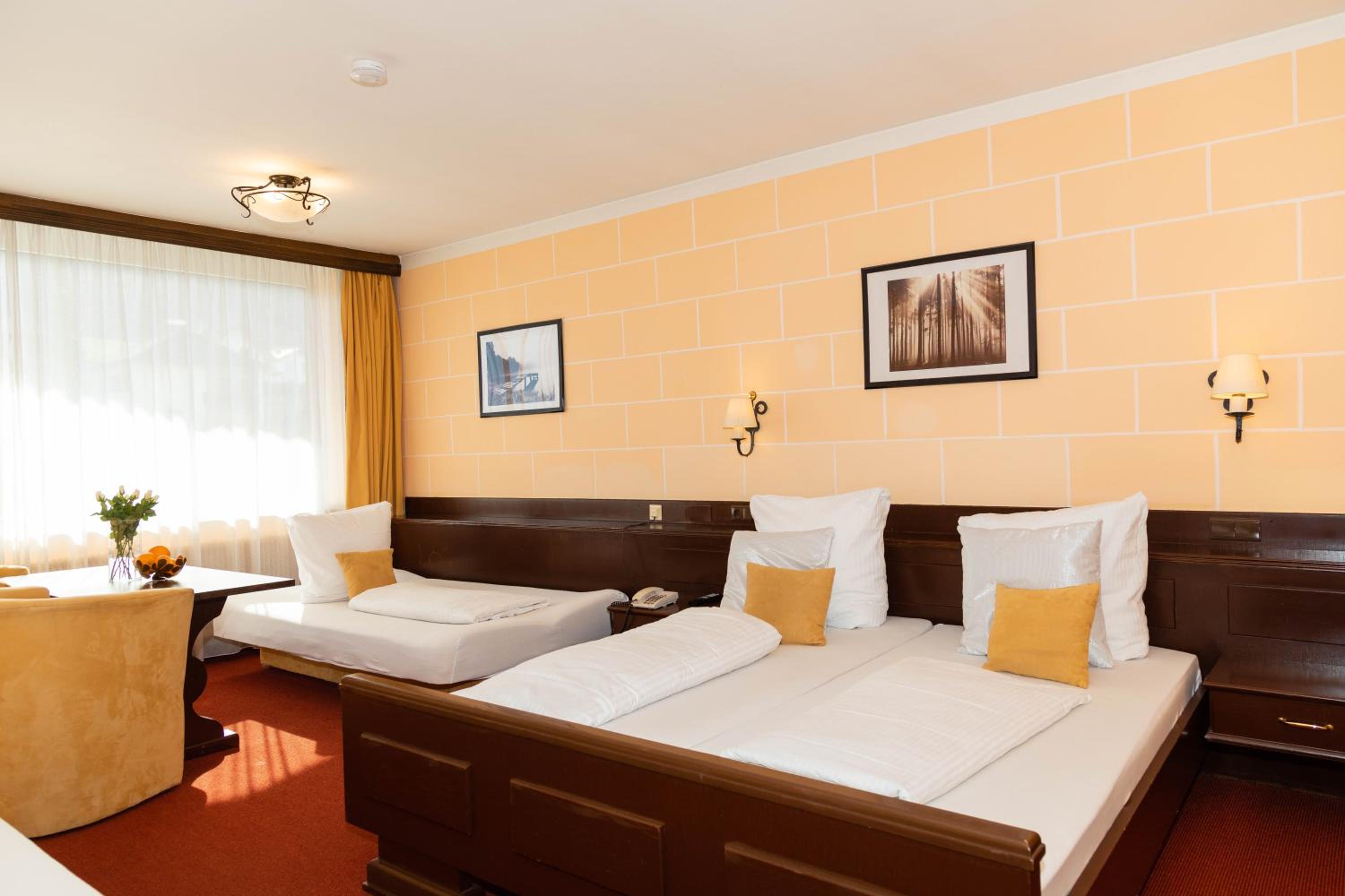 Triple Room with Balcony photo 1