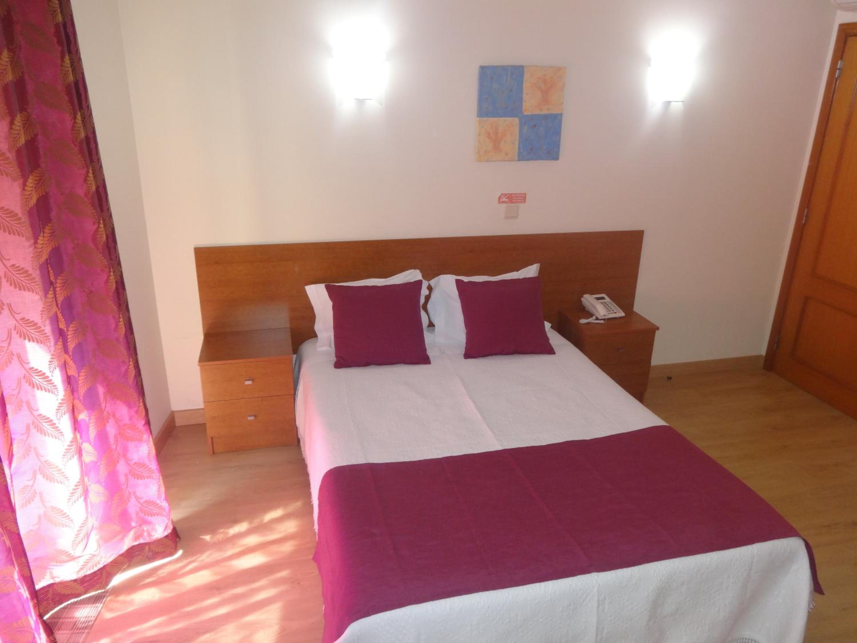 Double Room - Photo 3