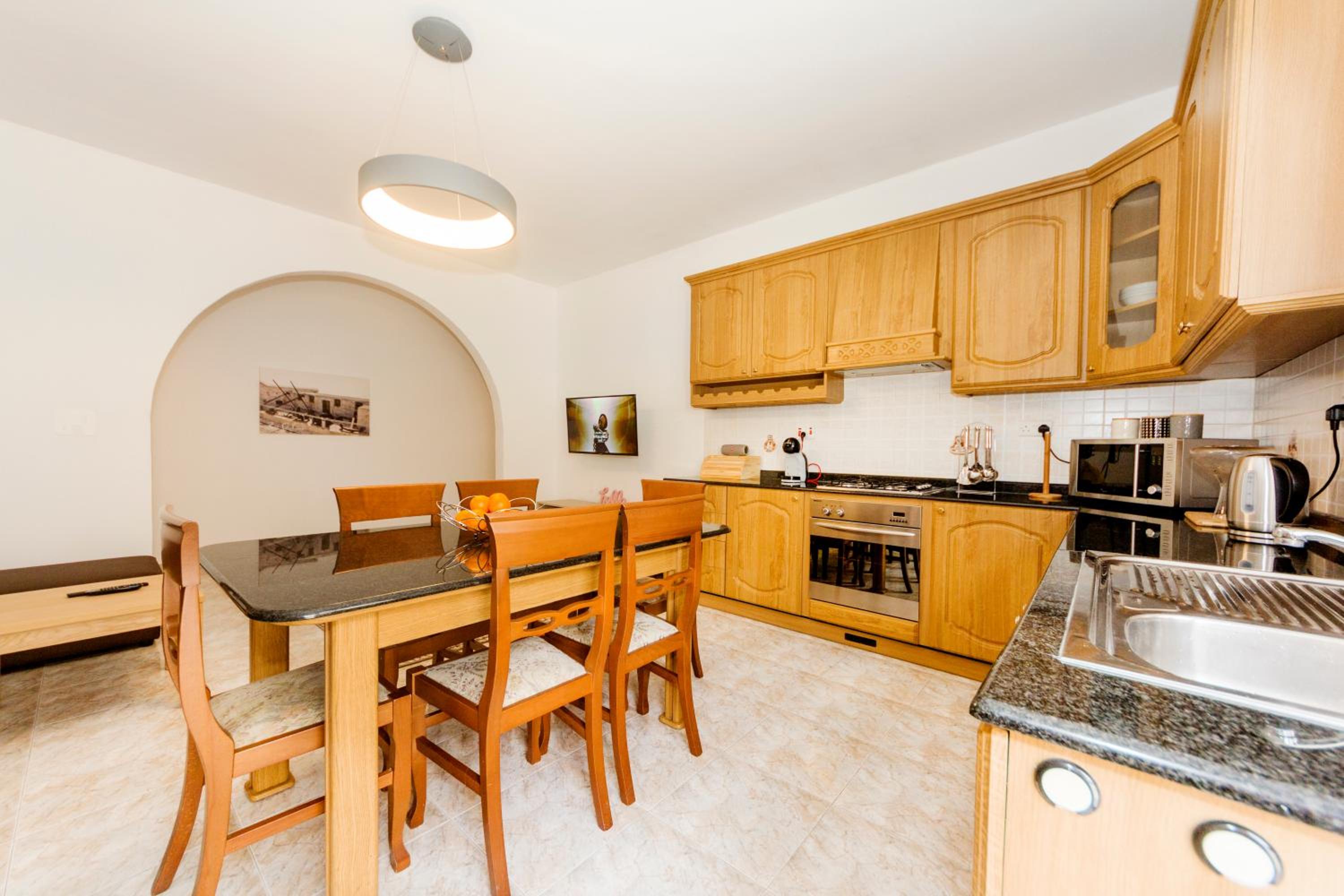 Three-Bedroom Apartment photo 1