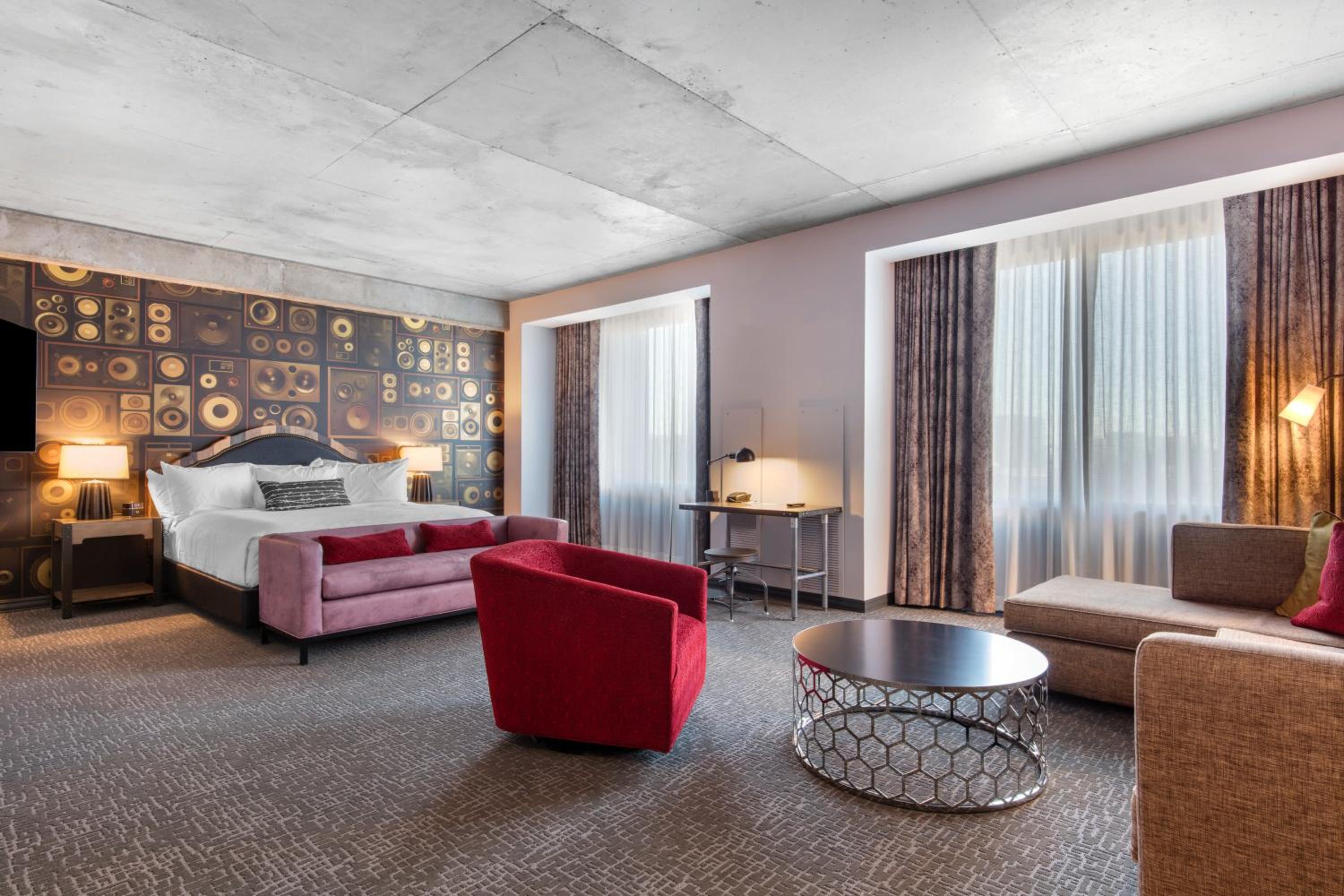 Cambria Hotel Nashville Downtown: King Suite - Non-Smoking photo