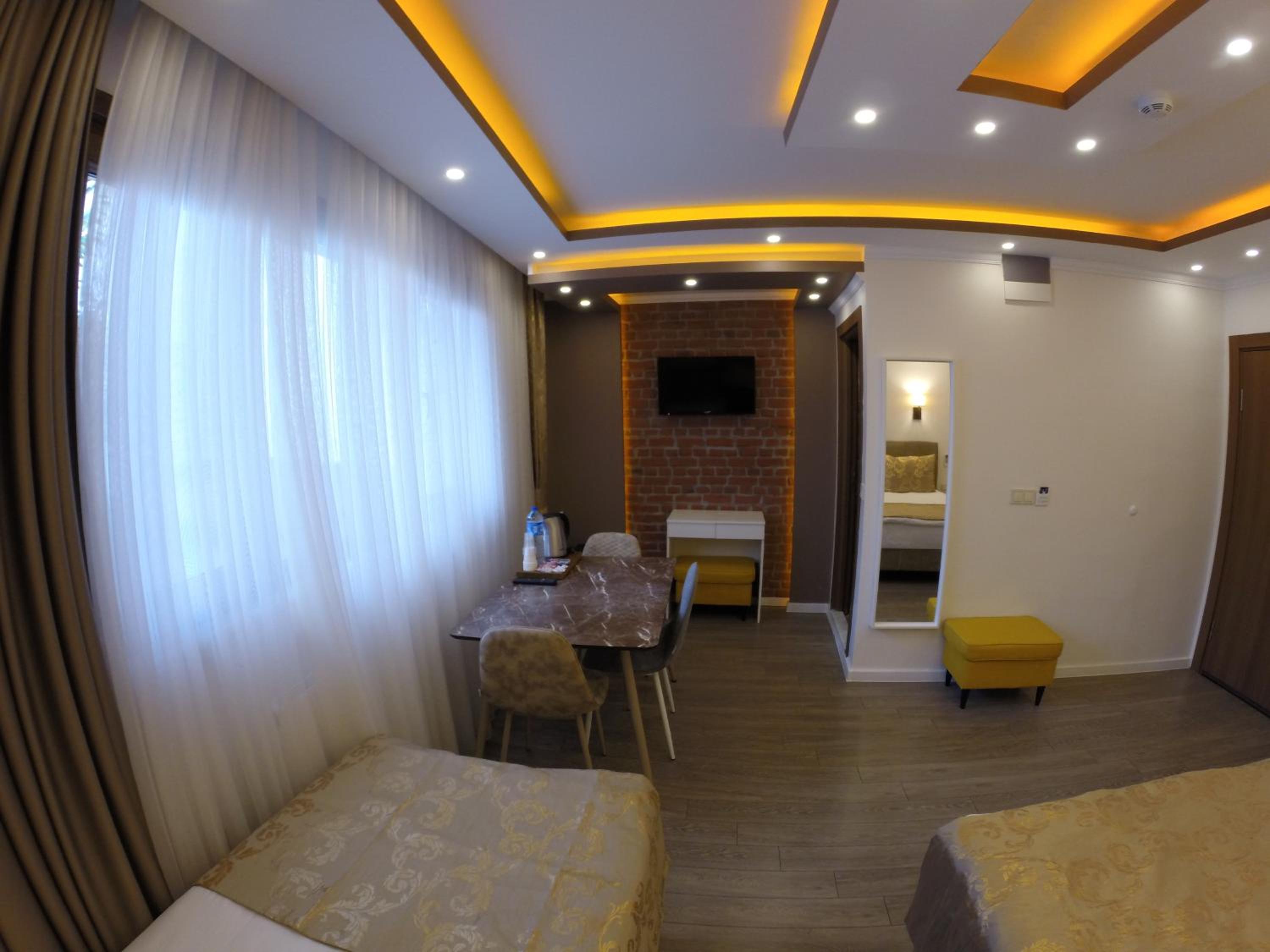 Triple Room - Disability Access photo 3