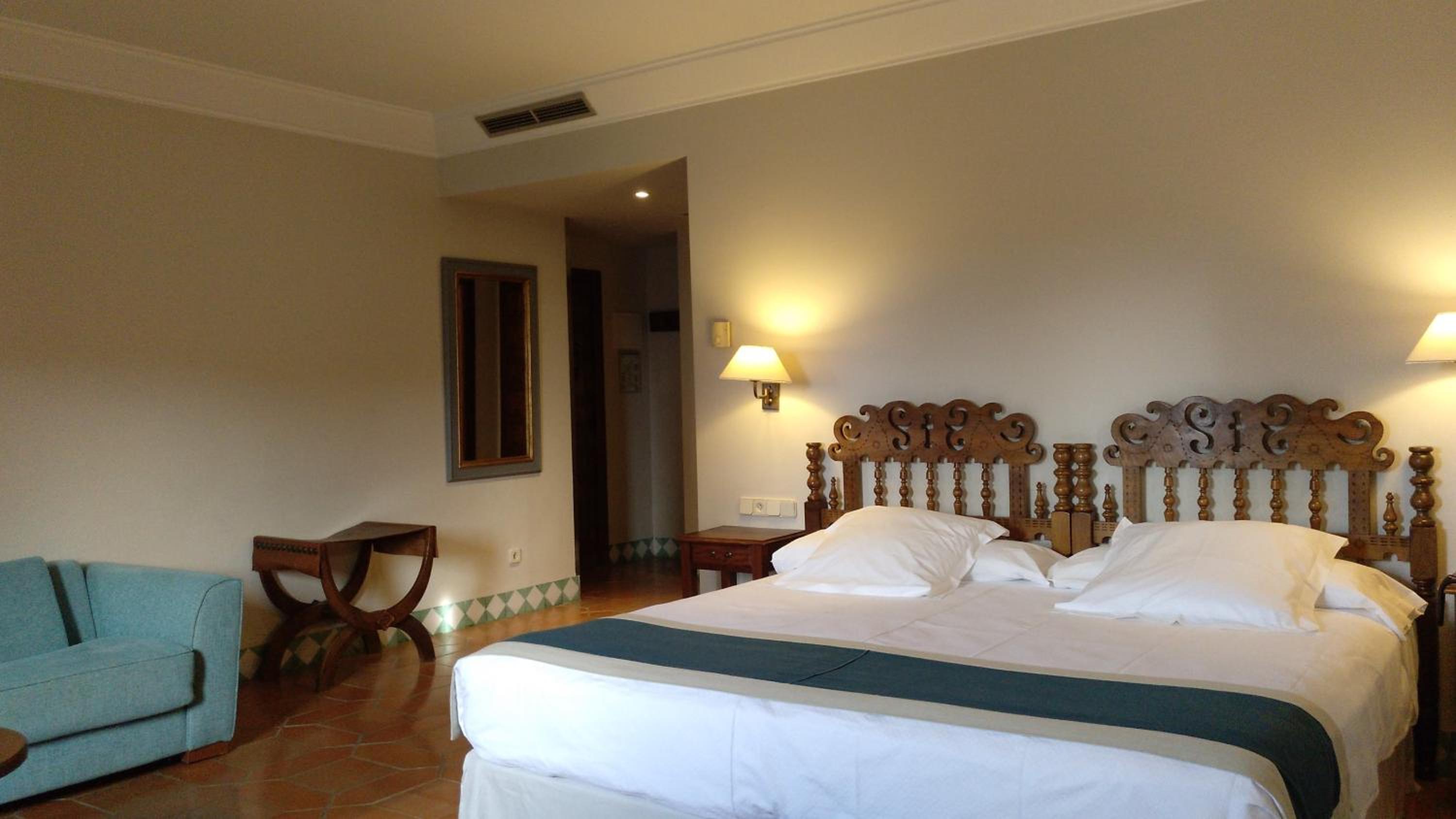 Superior Double Room - Photo 1
