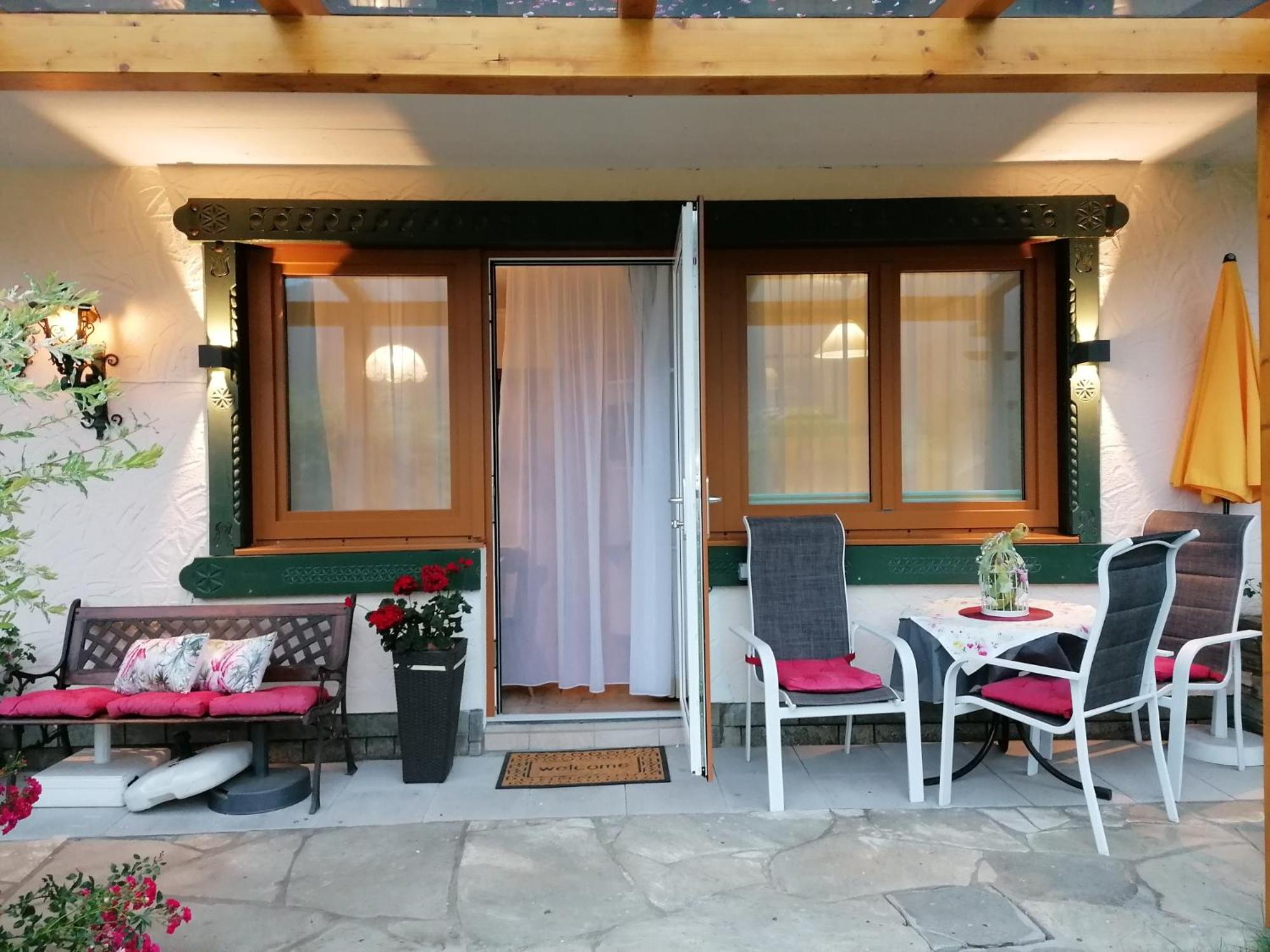 One-Bedroom Apartment with Balcony photo 2