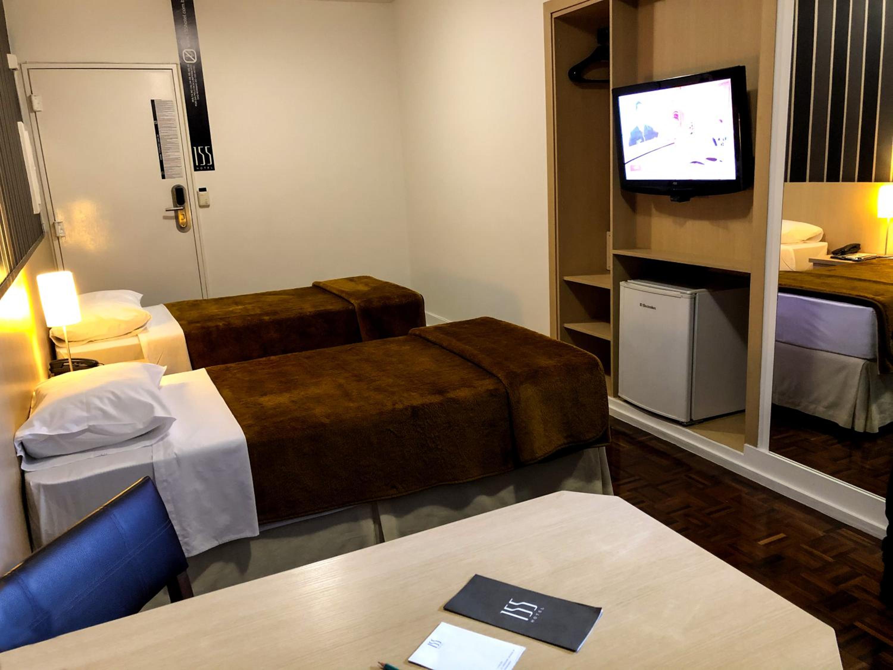 Double or Twin Room - Photo 9
