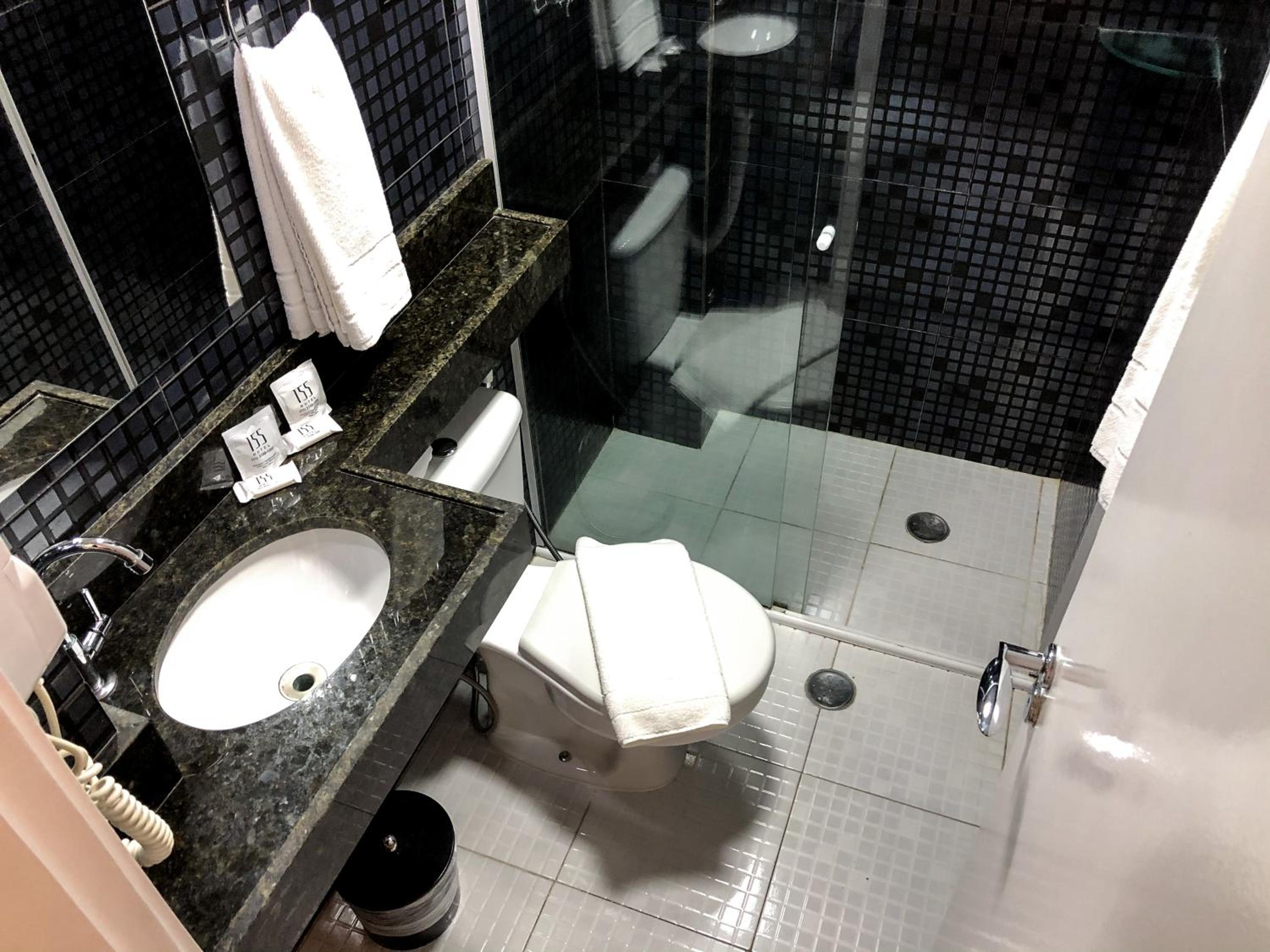Double or Twin Room - Photo 21