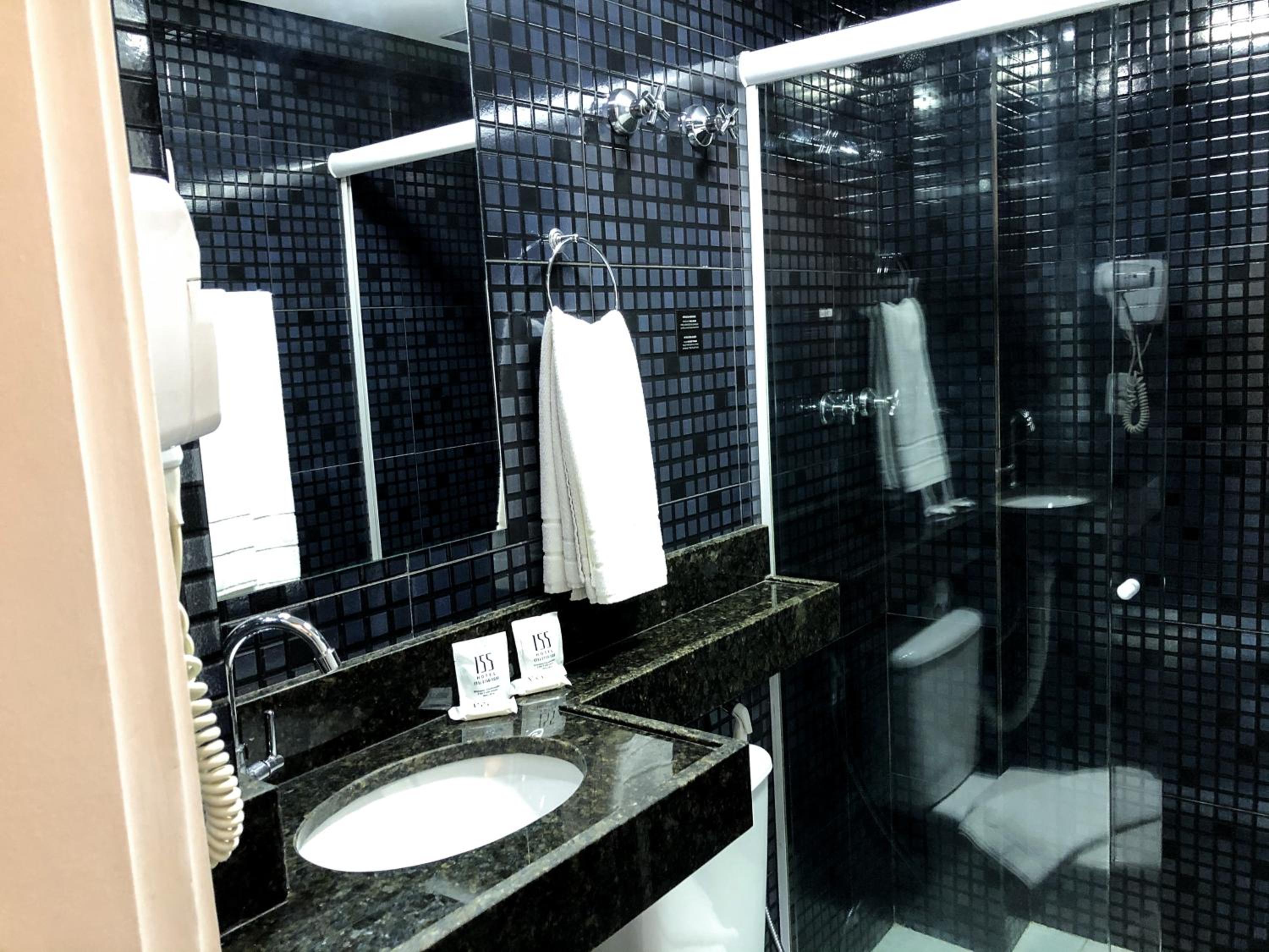 Double or Twin Room - Photo 22