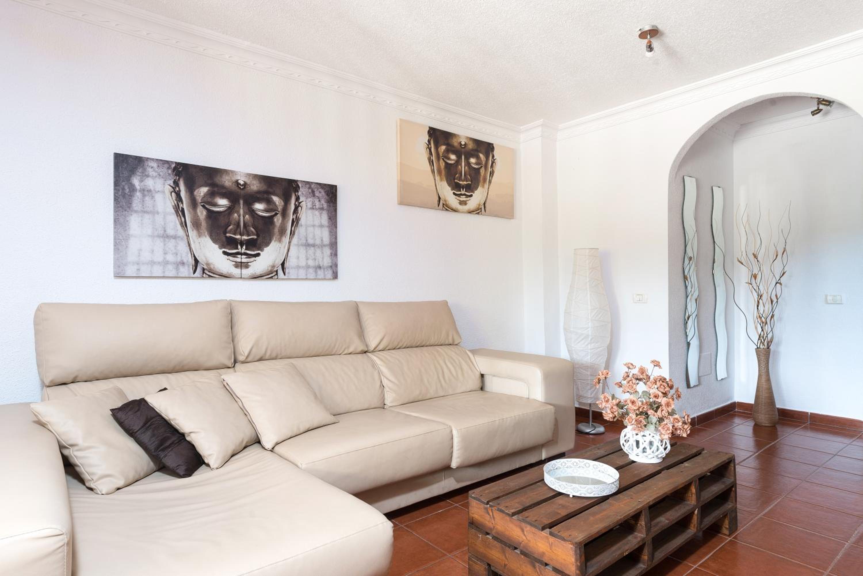 Family Room with Terrace thumbnail 6