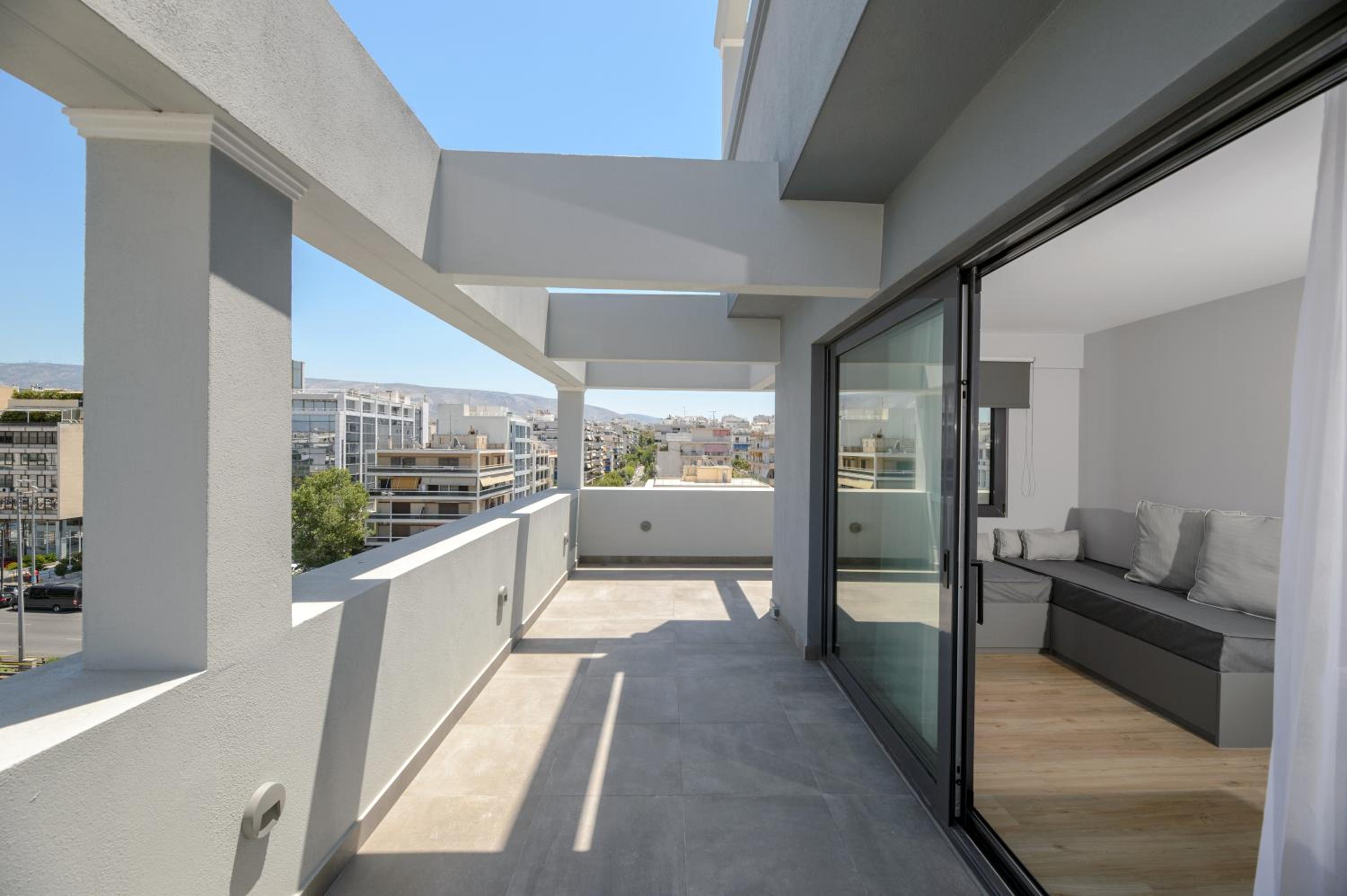 Two-Bedroom Apartment with Terrace photo 2