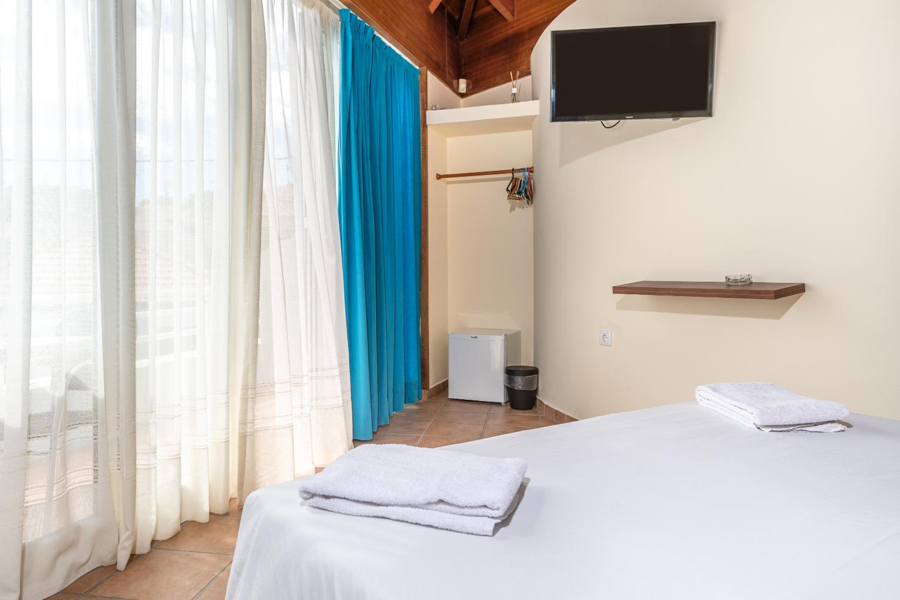 Double Room with Sea View photo 1