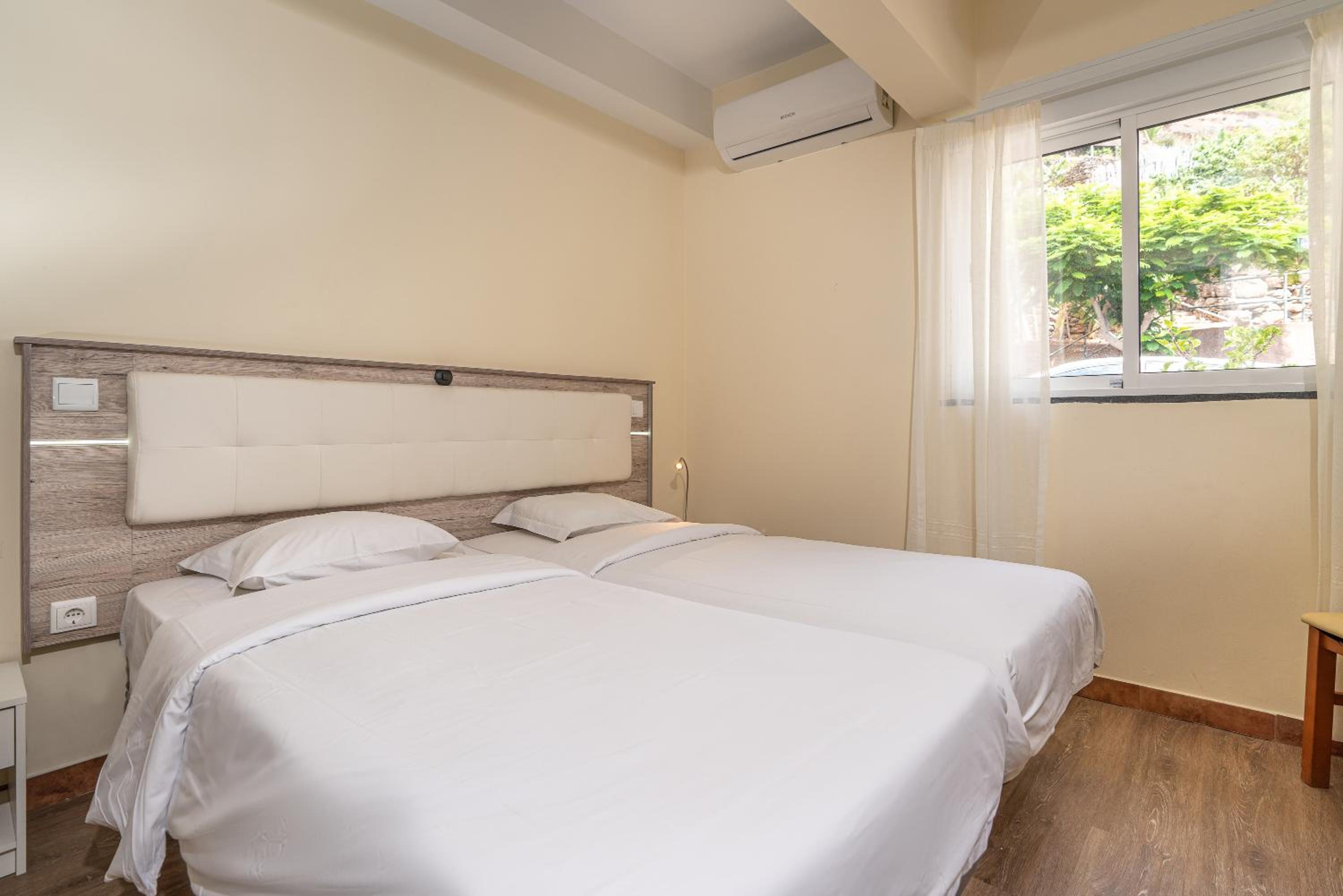 Double or Twin Room photo 2