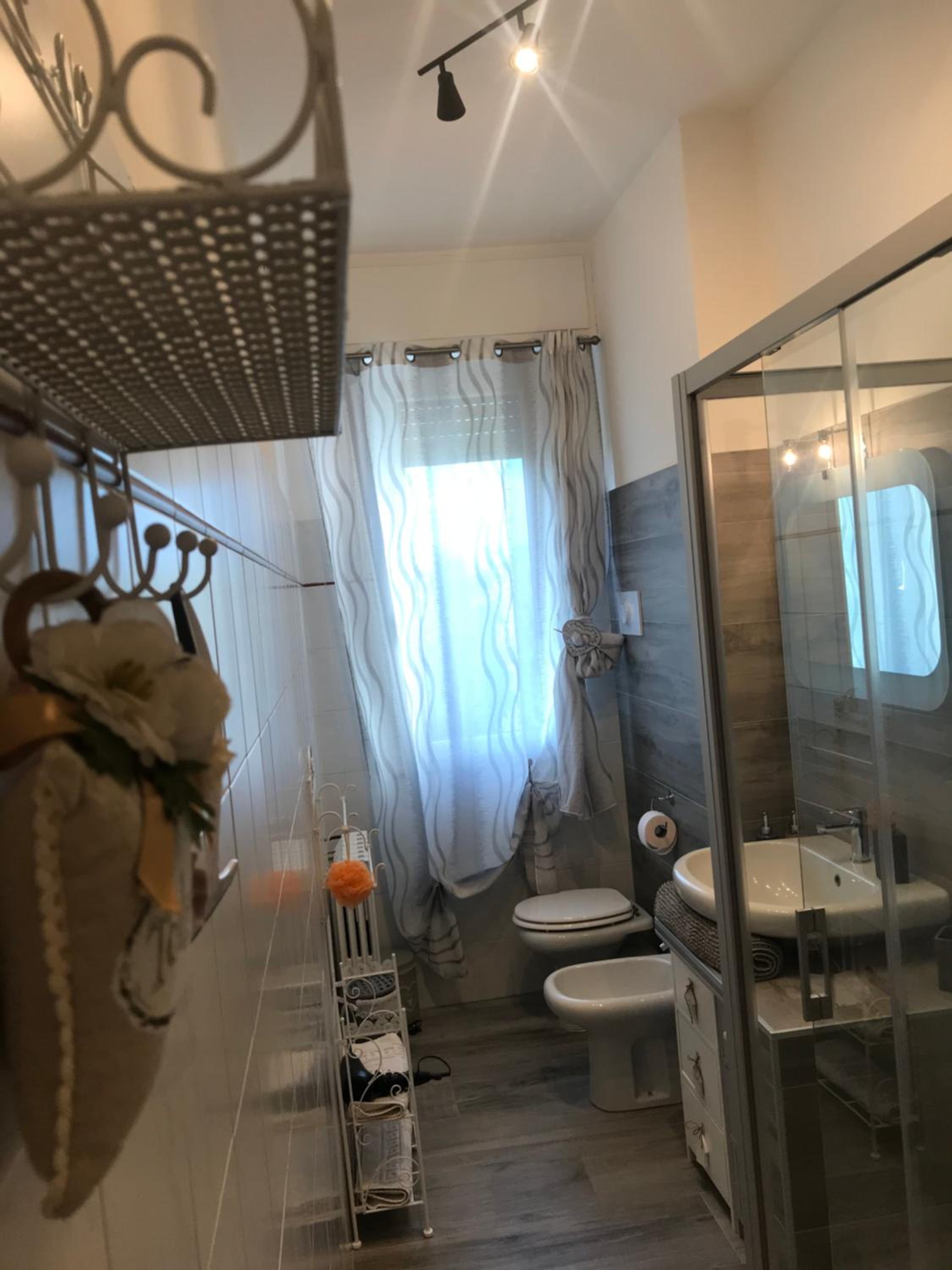One-Bedroom Apartment - Photo 18