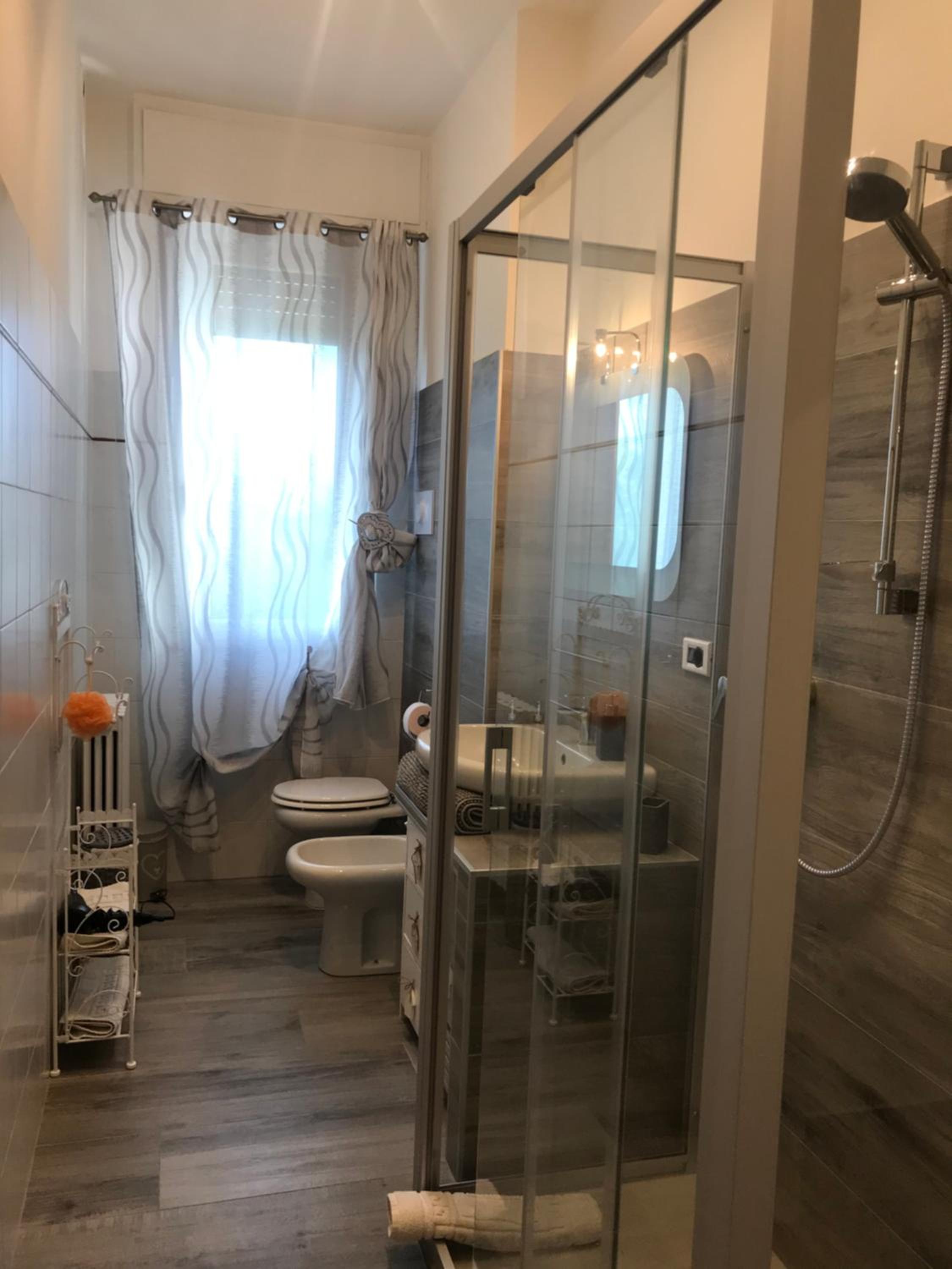One-Bedroom Apartment - Photo 17