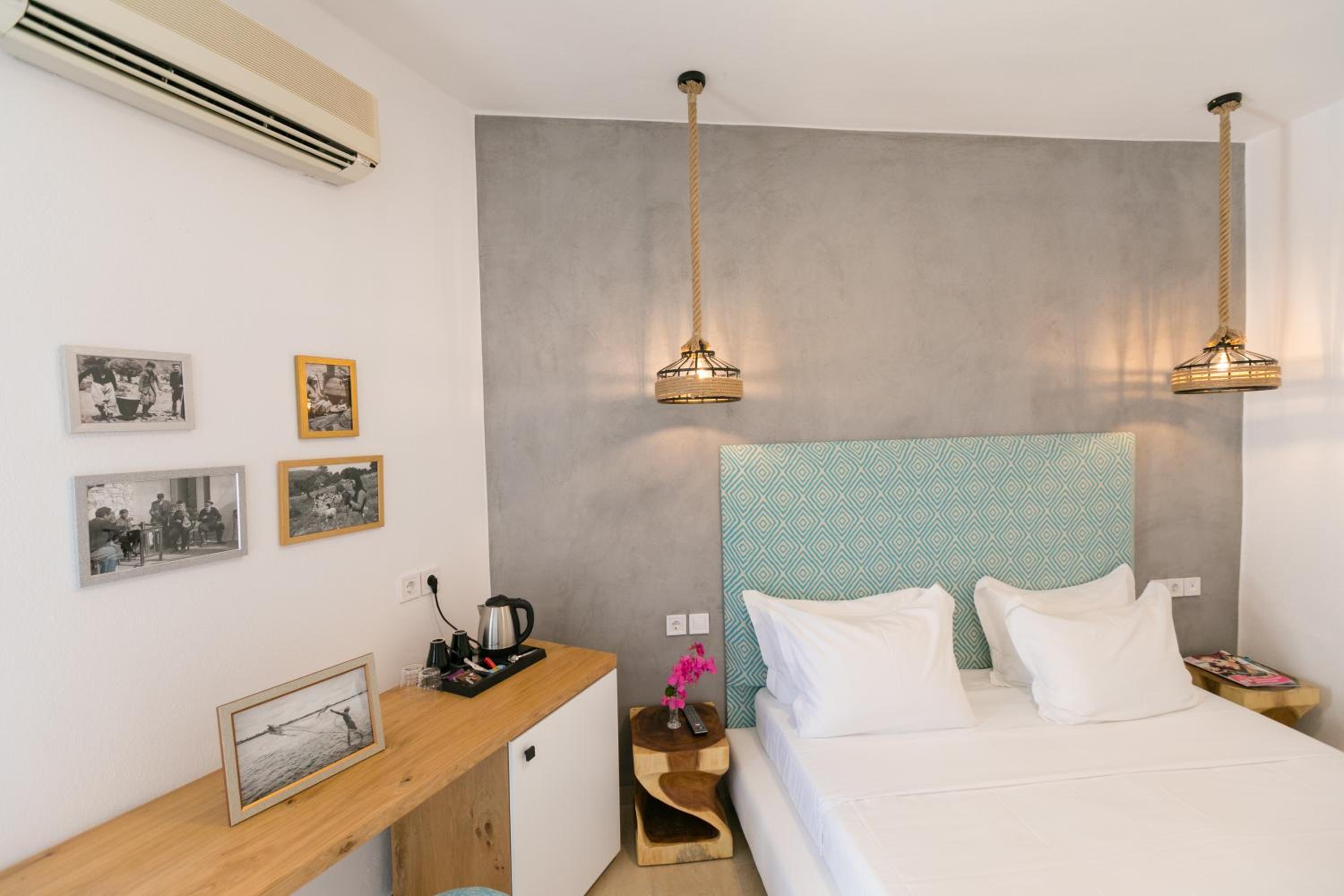 Double Room - Photo 3