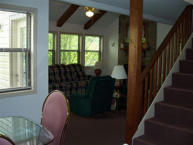 Three-Bedroom Villa photo 2