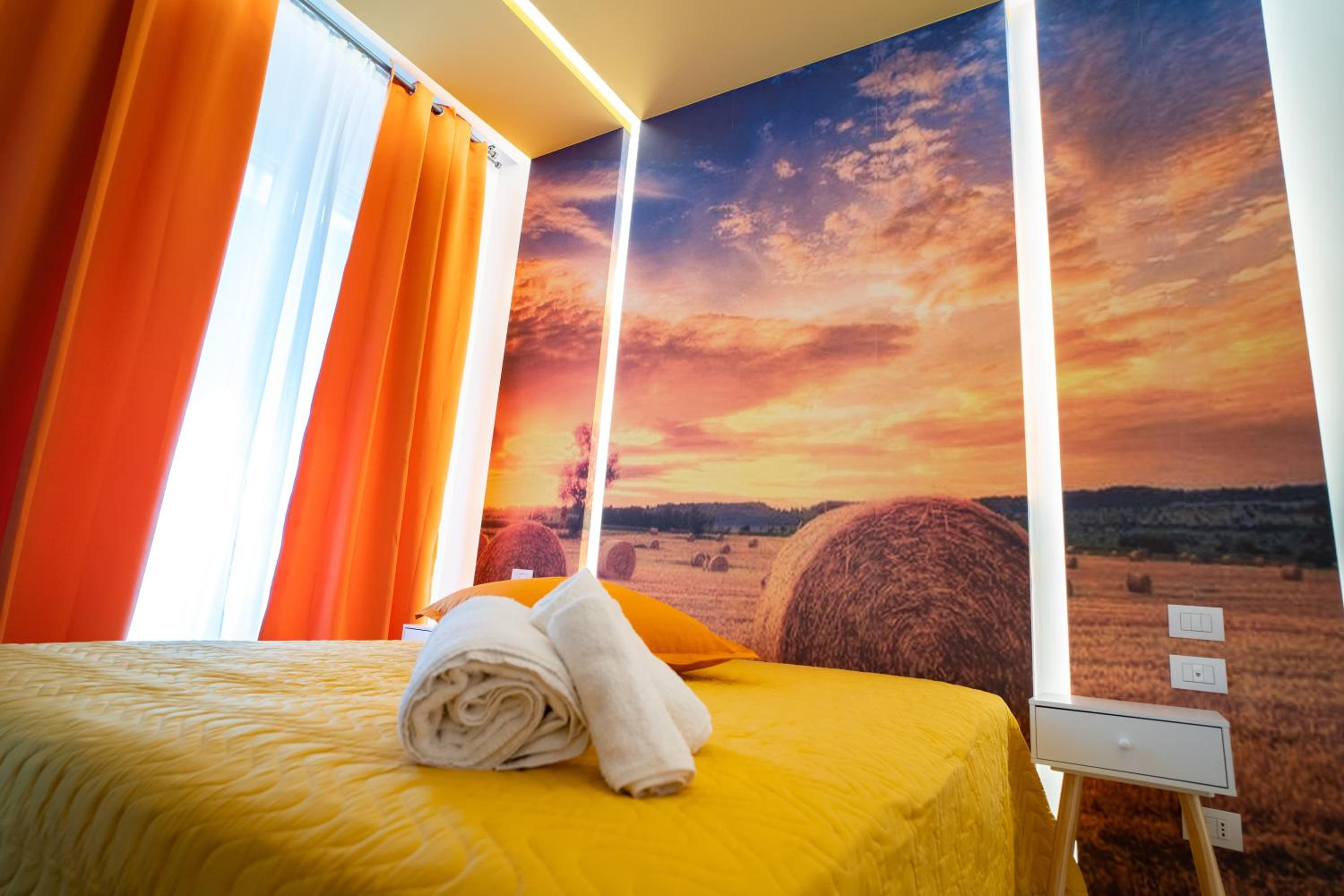 Double or Twin Room with Private Bathroom photo 3