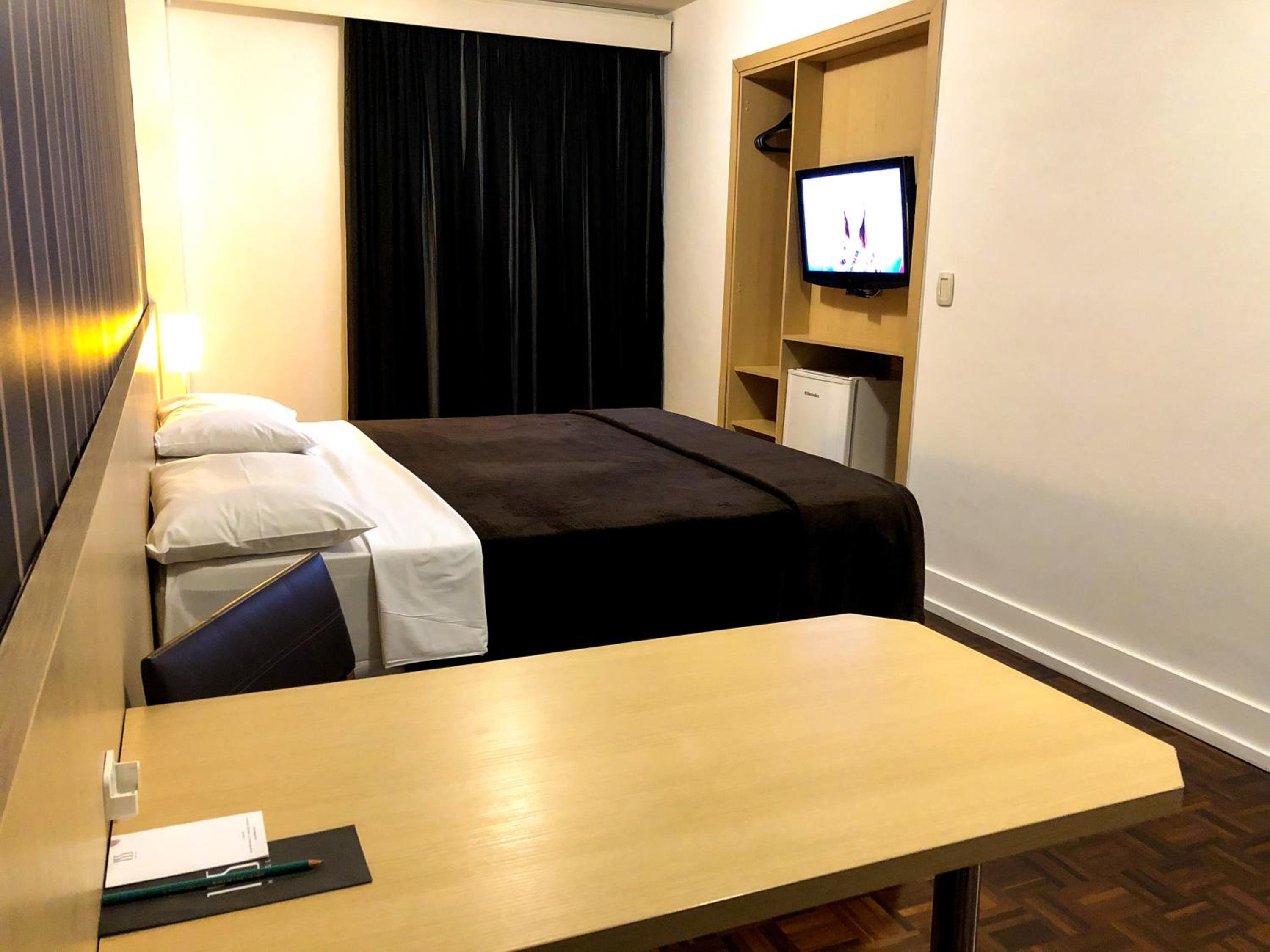 Double or Twin Room - Photo 24