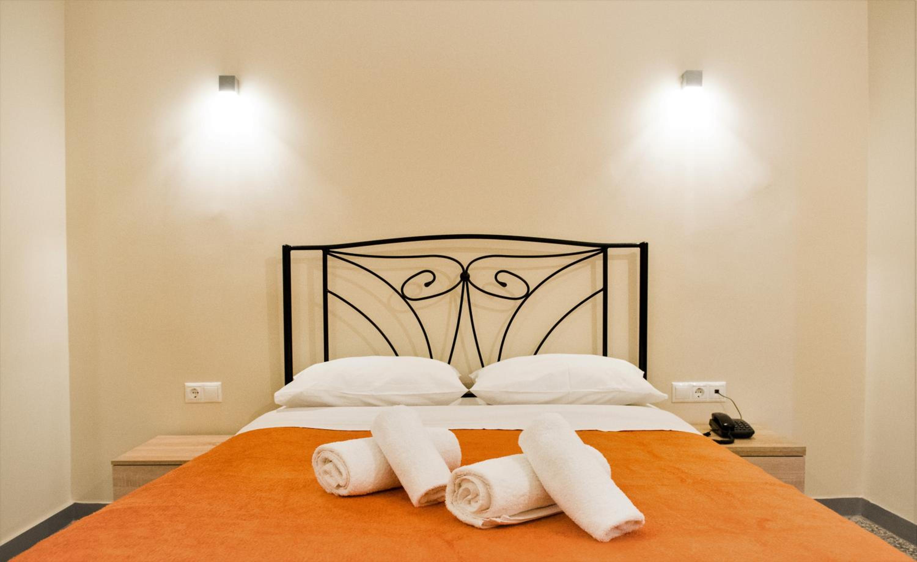 Double or Twin Room photo 1