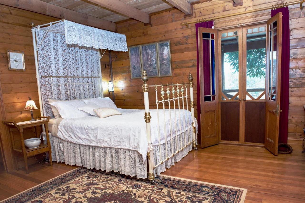 Miners One-Bedroom Cottage  photo 1