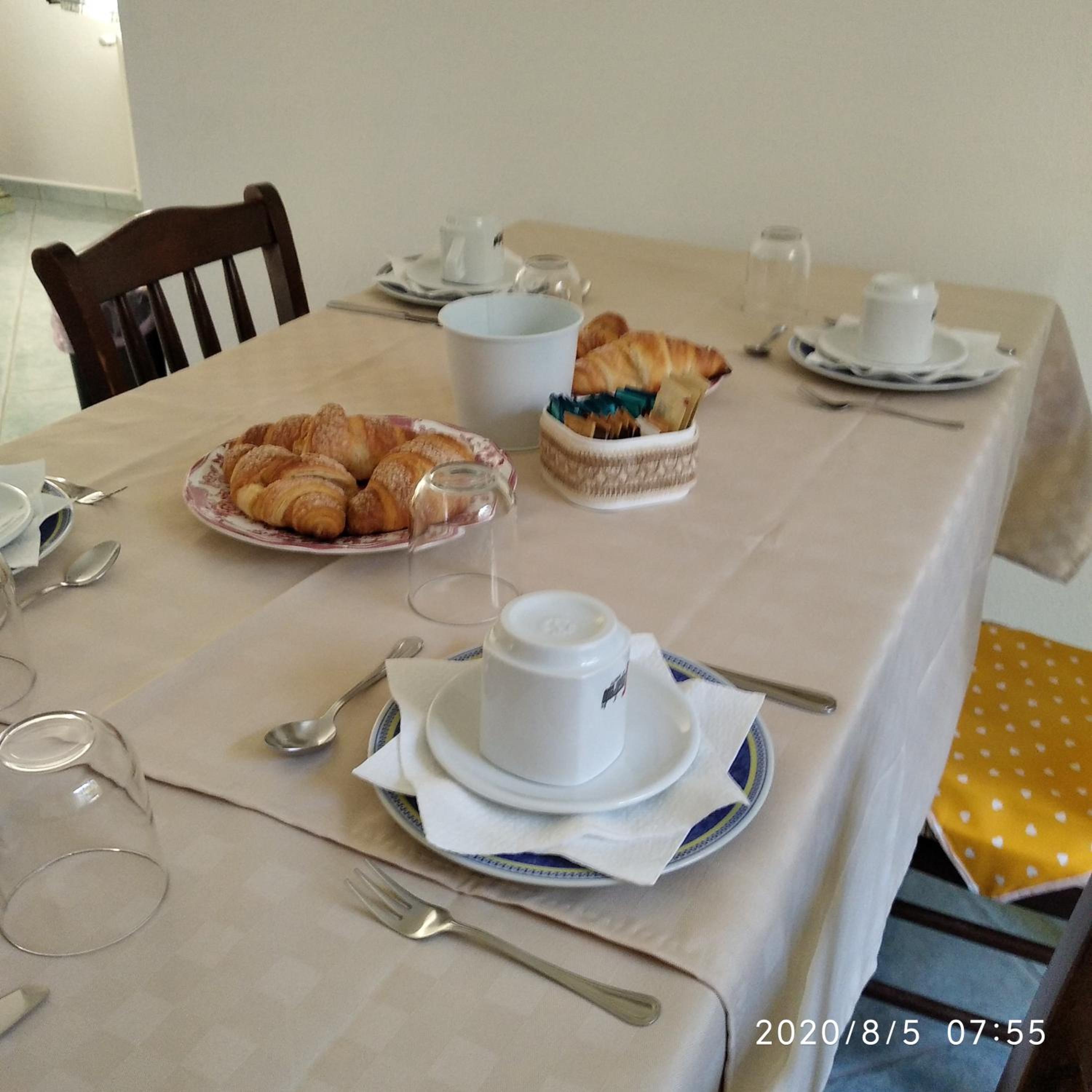 King Room With Balcony photo 2