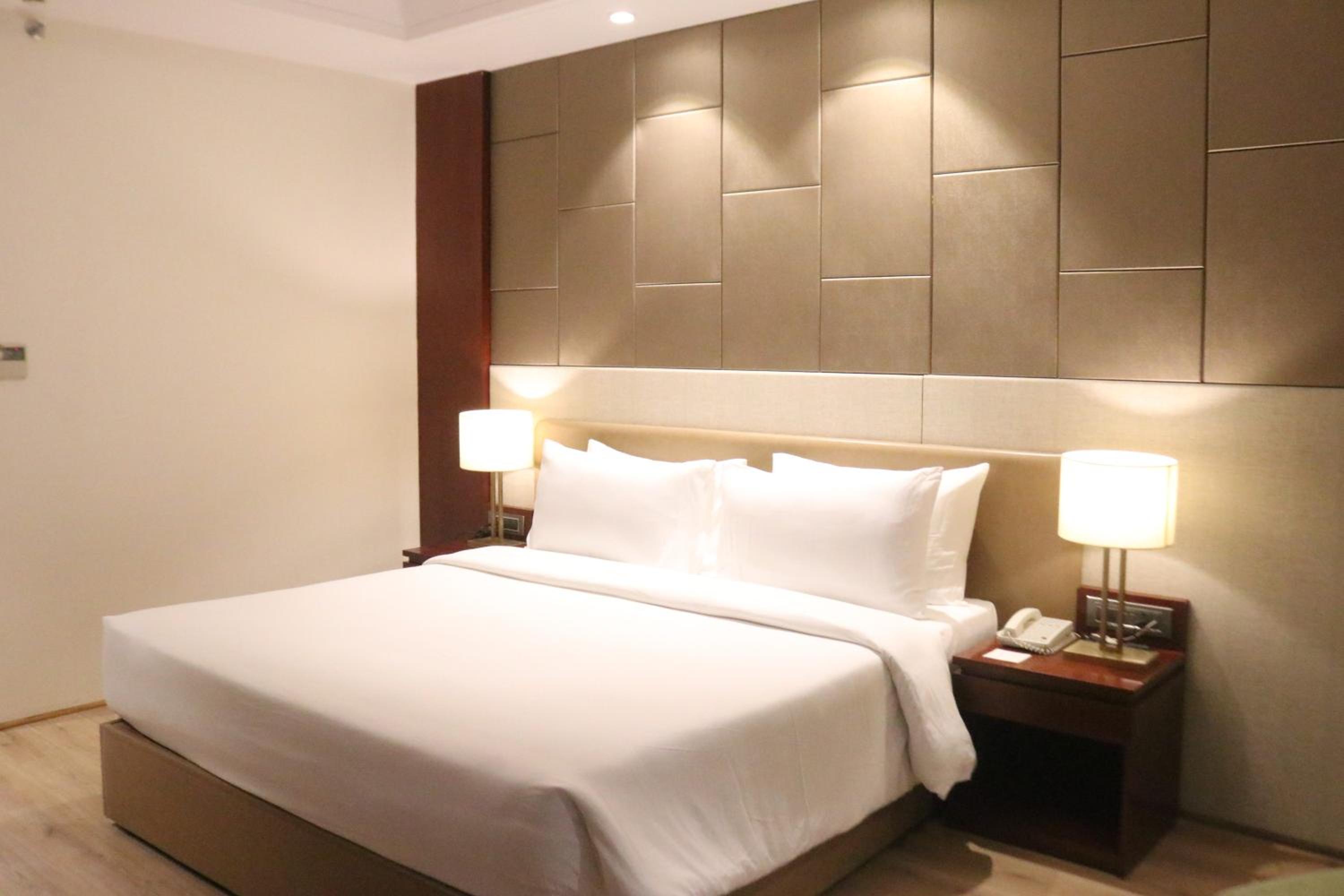Executive King Room - Photo 1