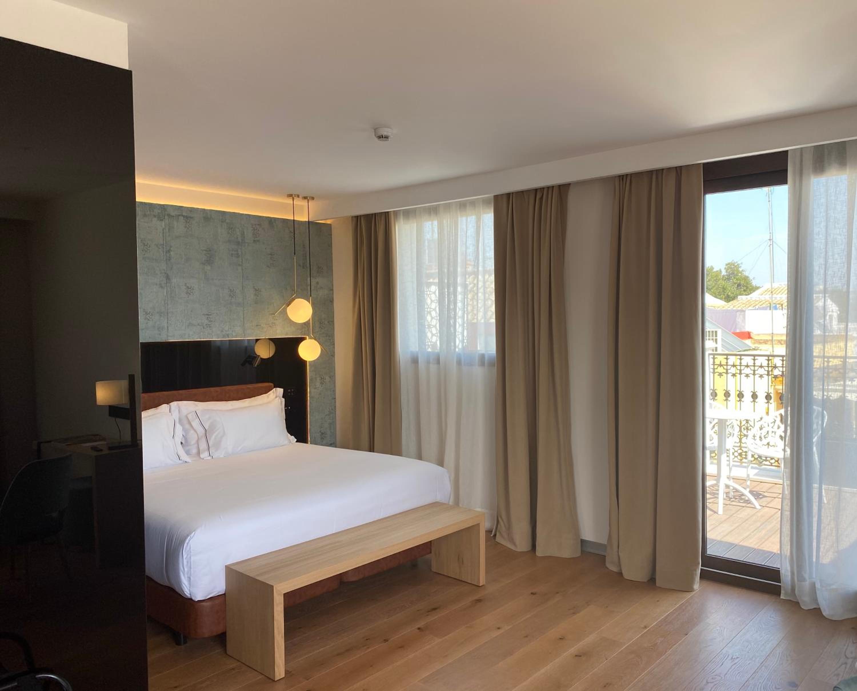 Junior Suite - Photo 1