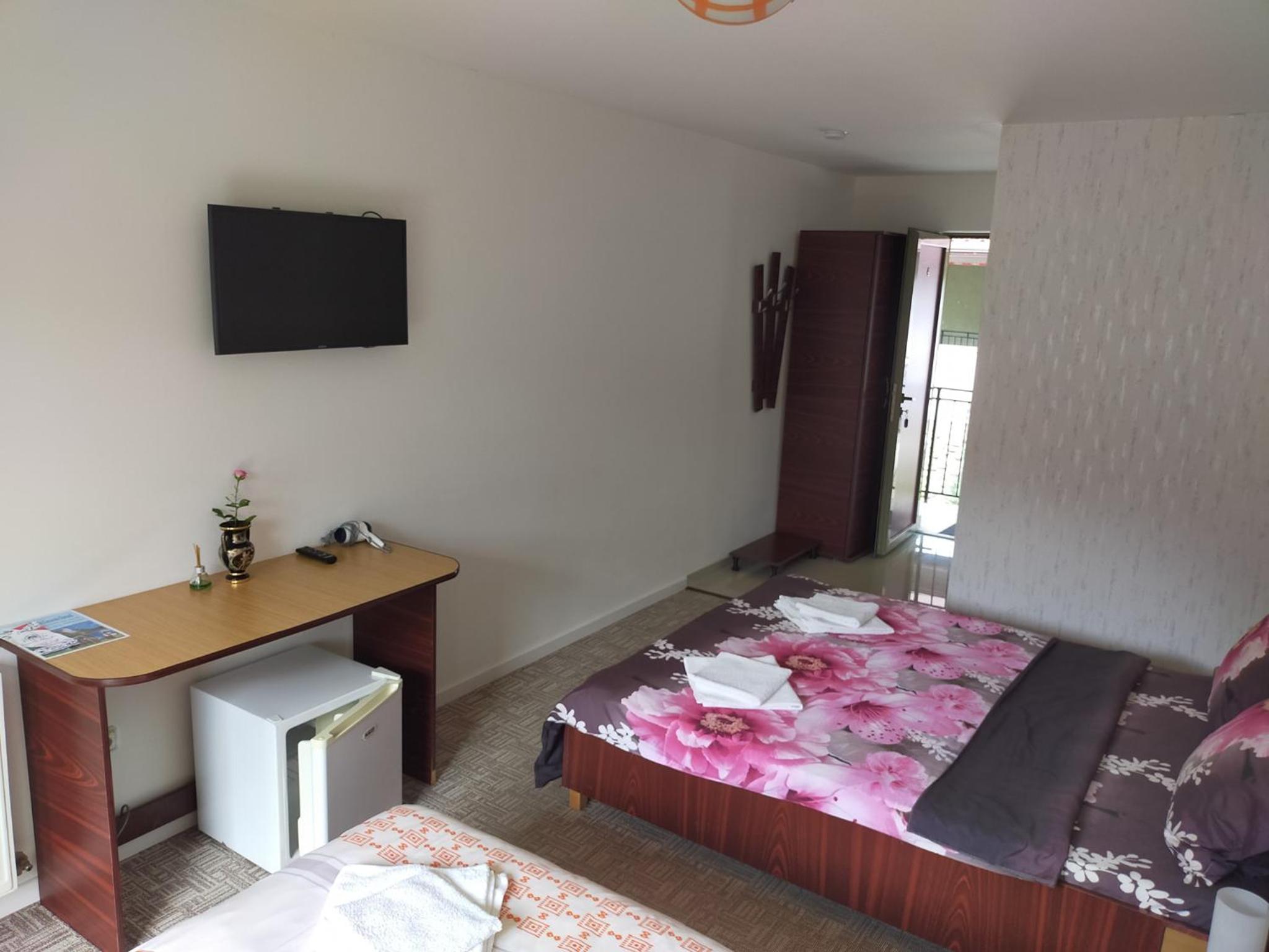 Standard Double Room - Photo 1