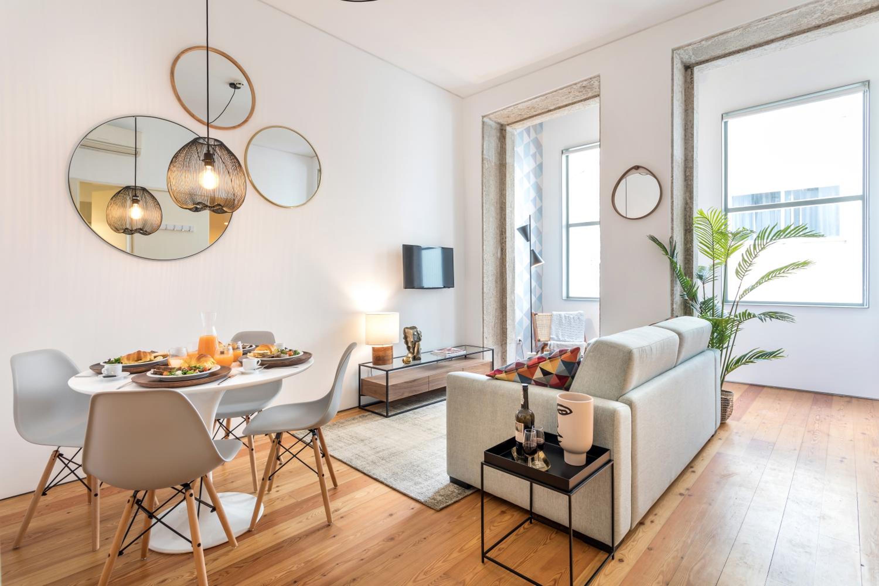 Deluxe Apartment with Patio view