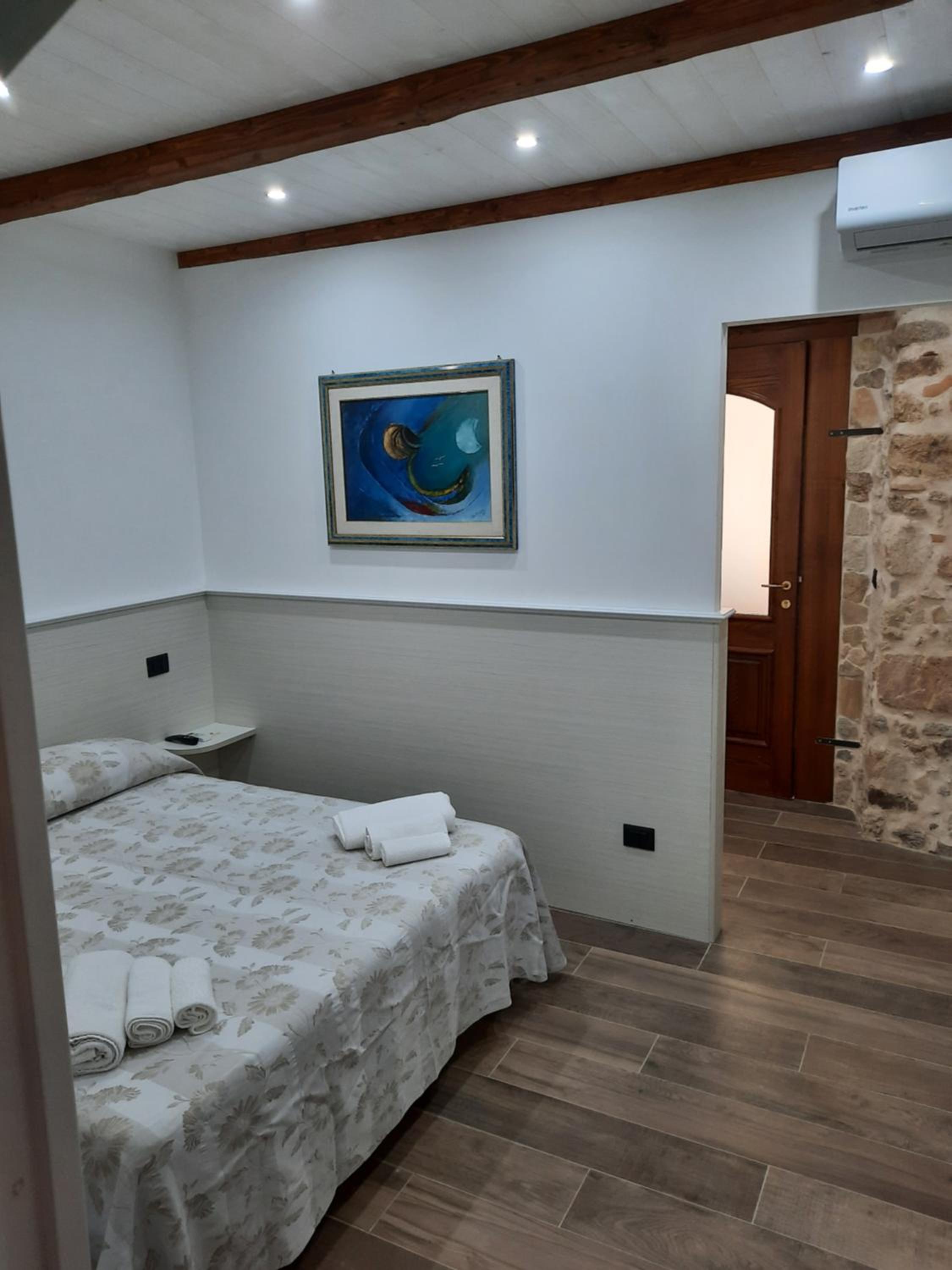 Studio Apartment photo 3