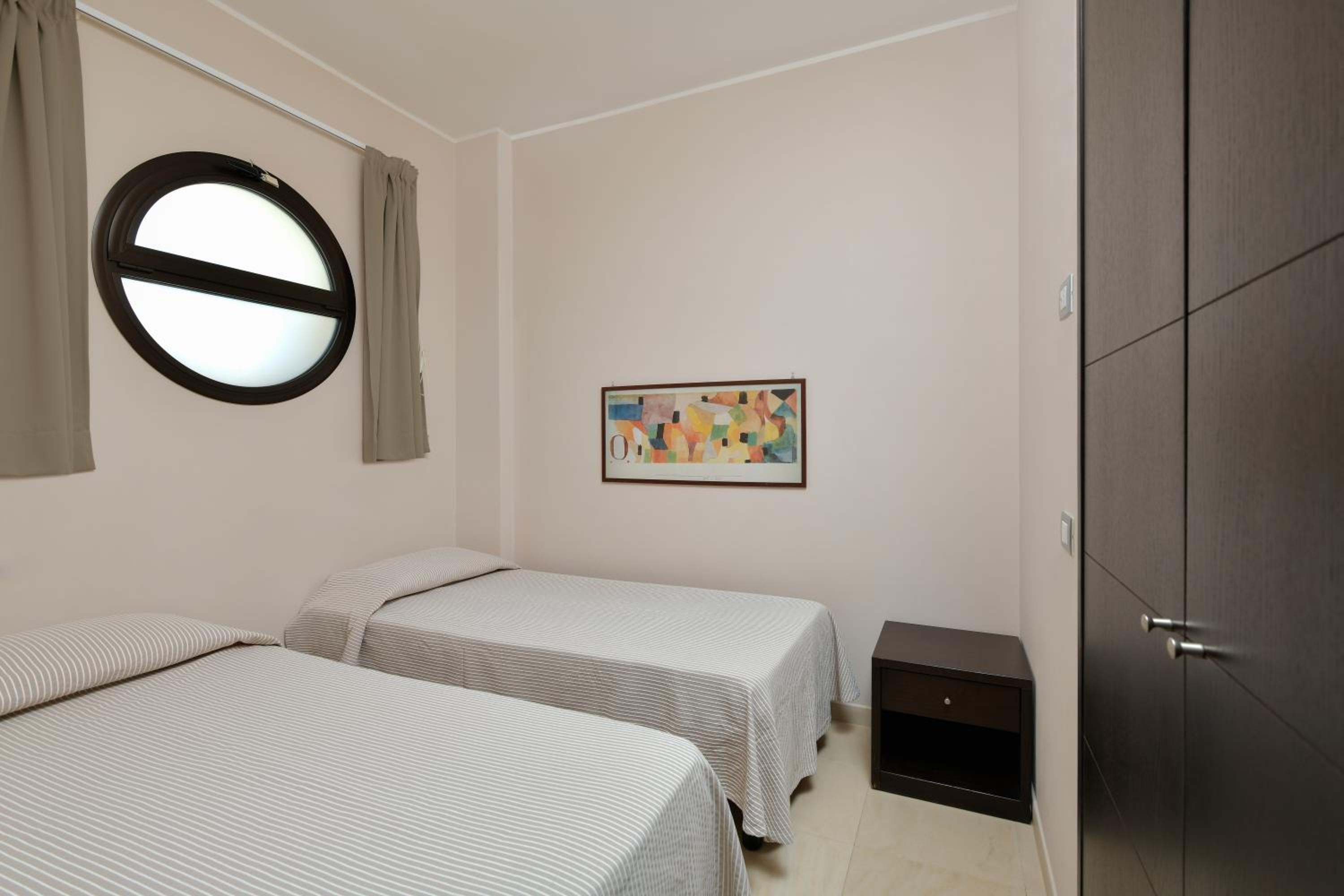 Quadruple Room - Photo 3