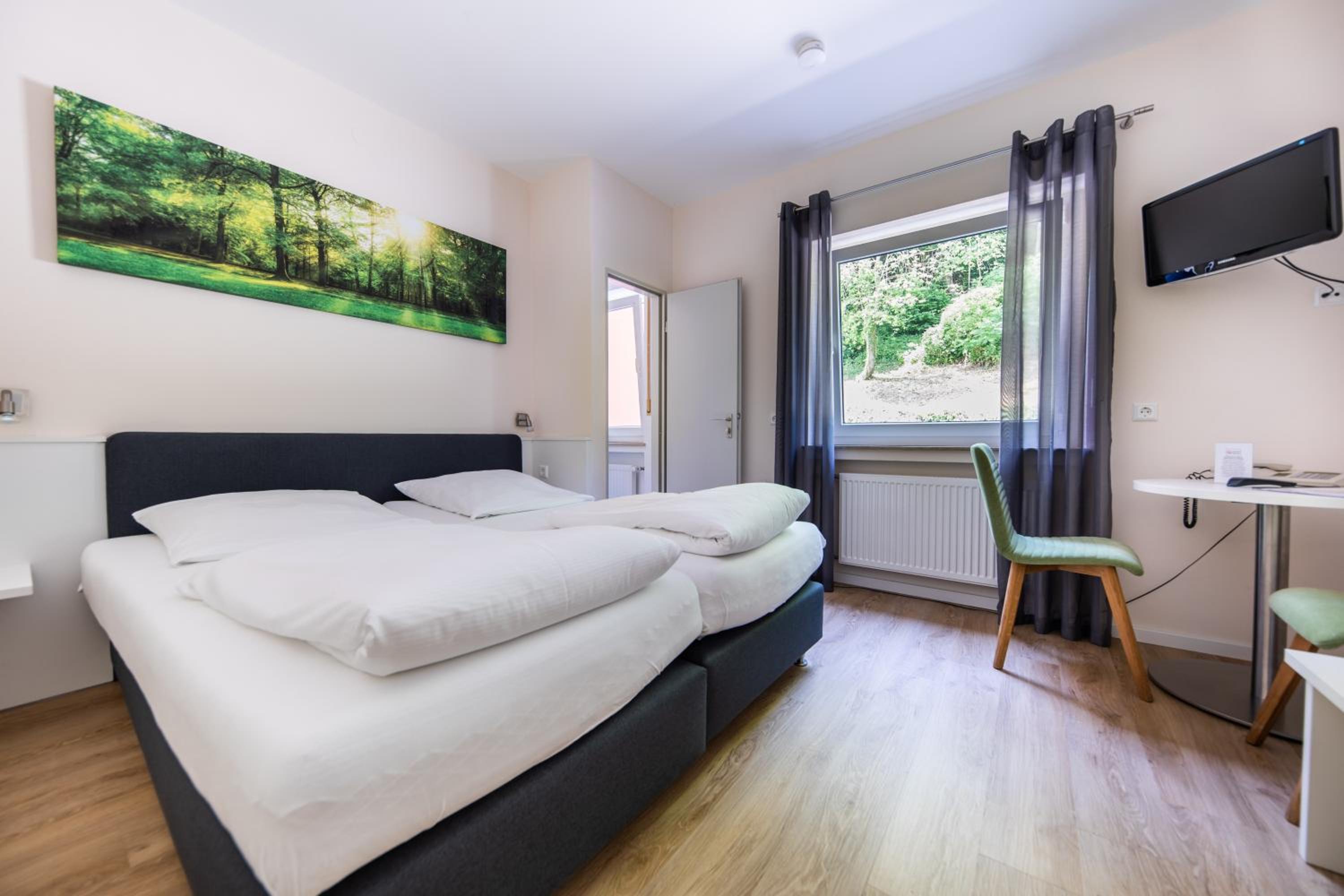Standard Double Room - Photo 1