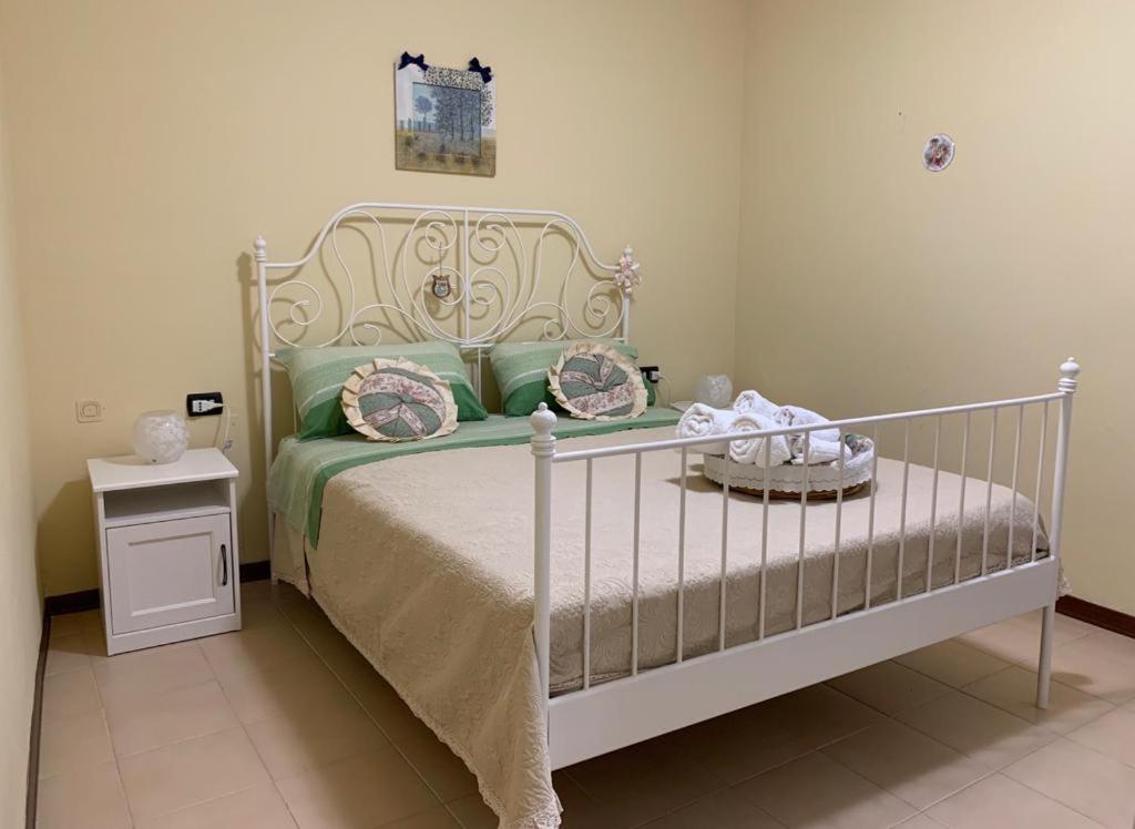 Double Room with Private External Bathroom photo 2