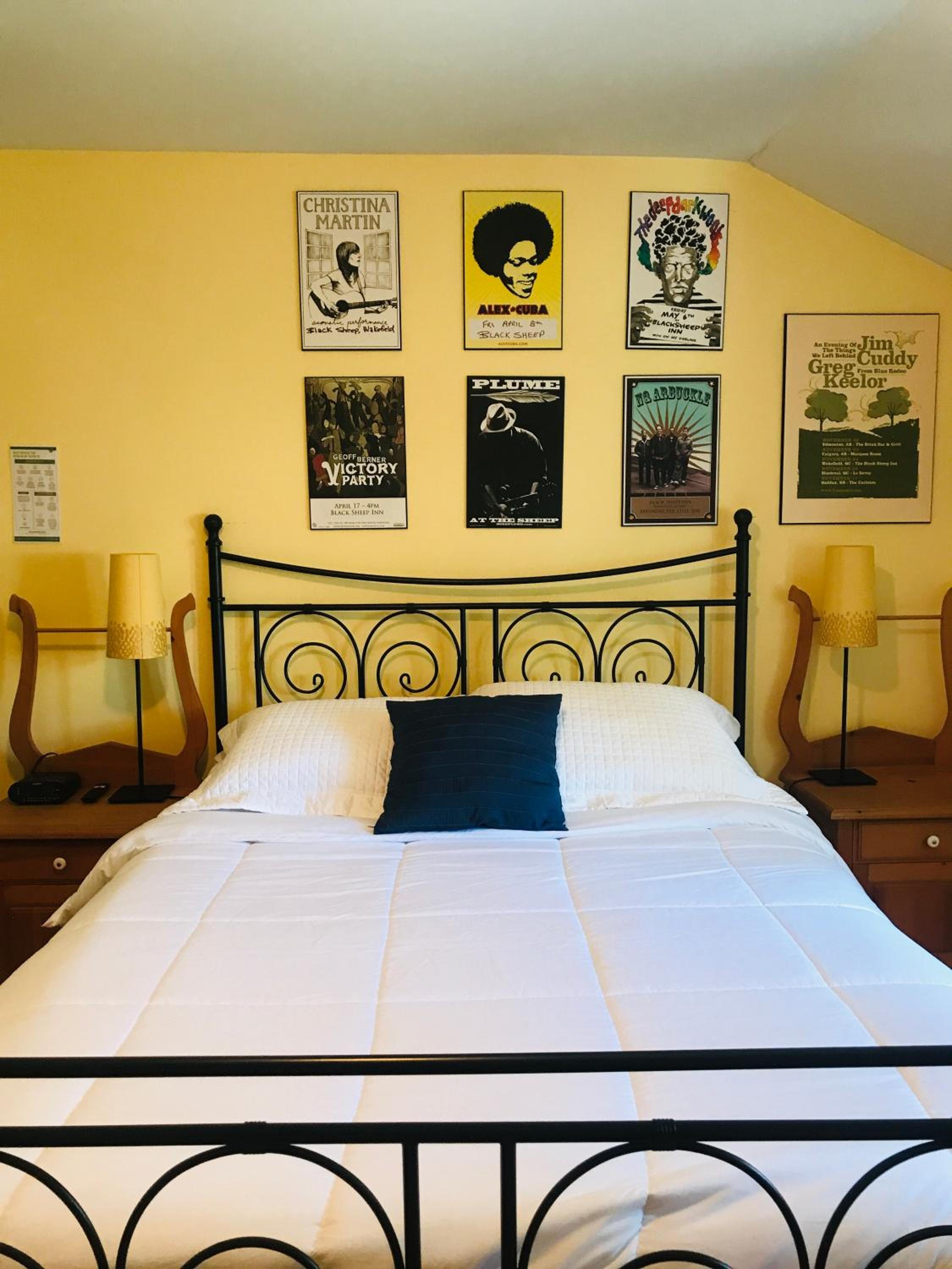Standard Room - Continental Breakfast