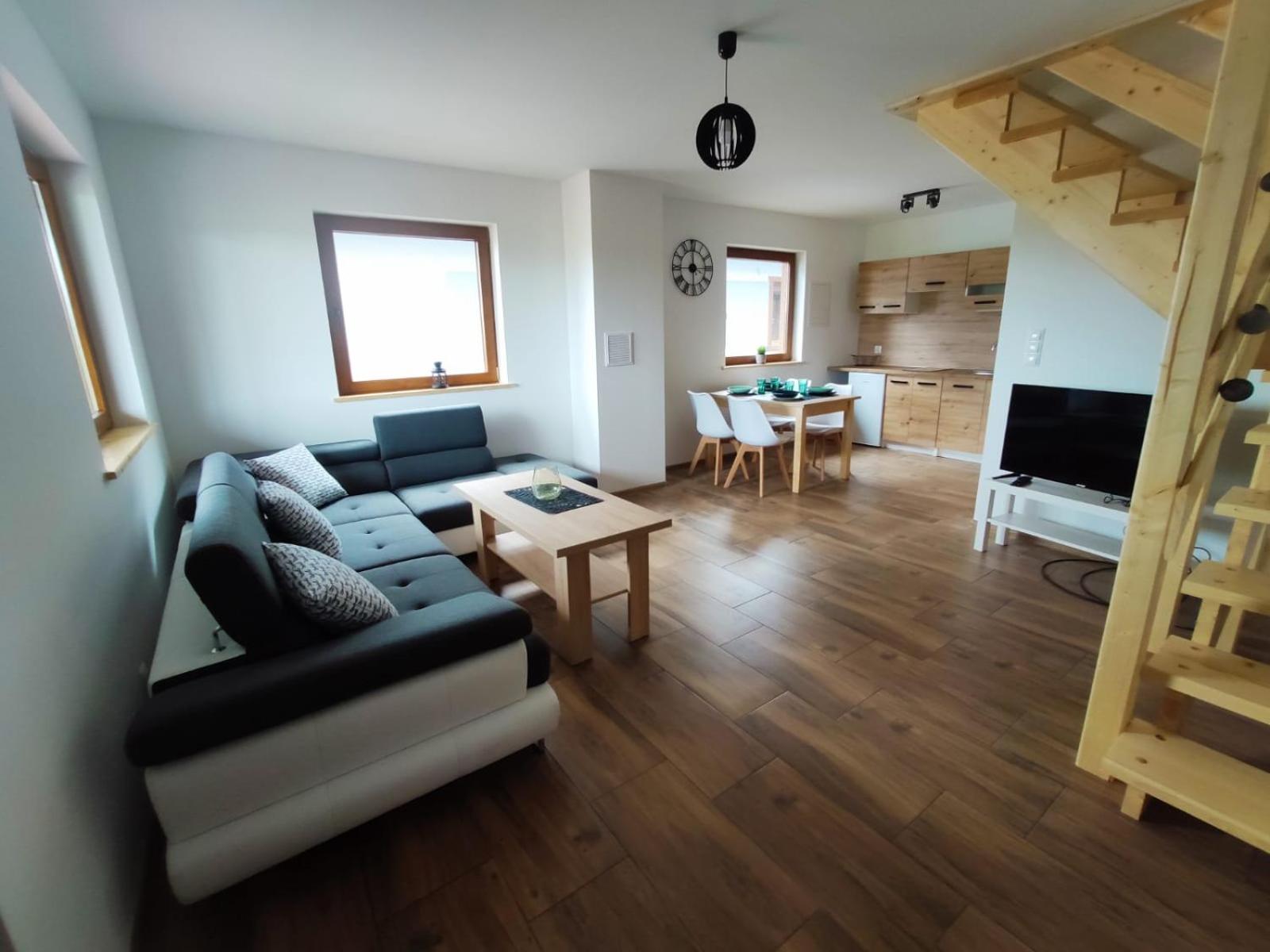 Two-Bedroom House - Photo 3