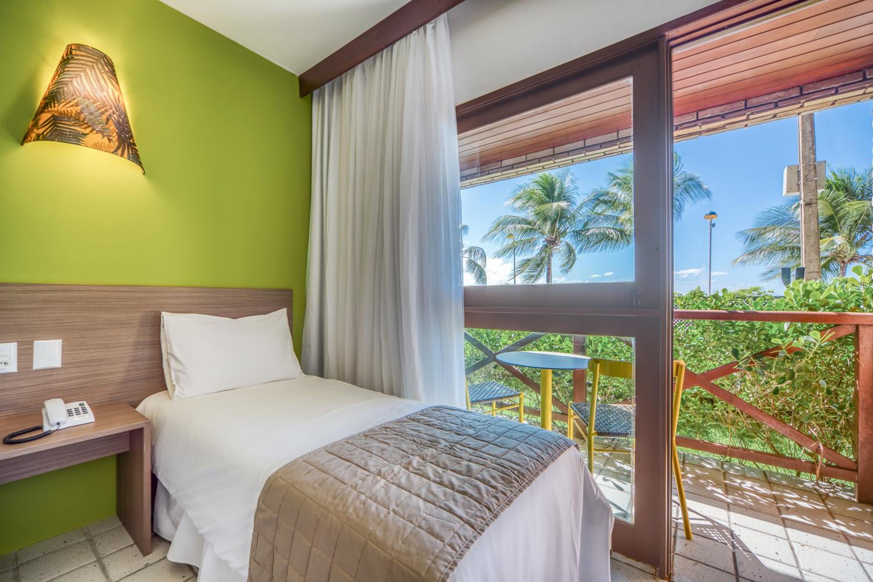 Standard Triple Room with Sea View photo 2