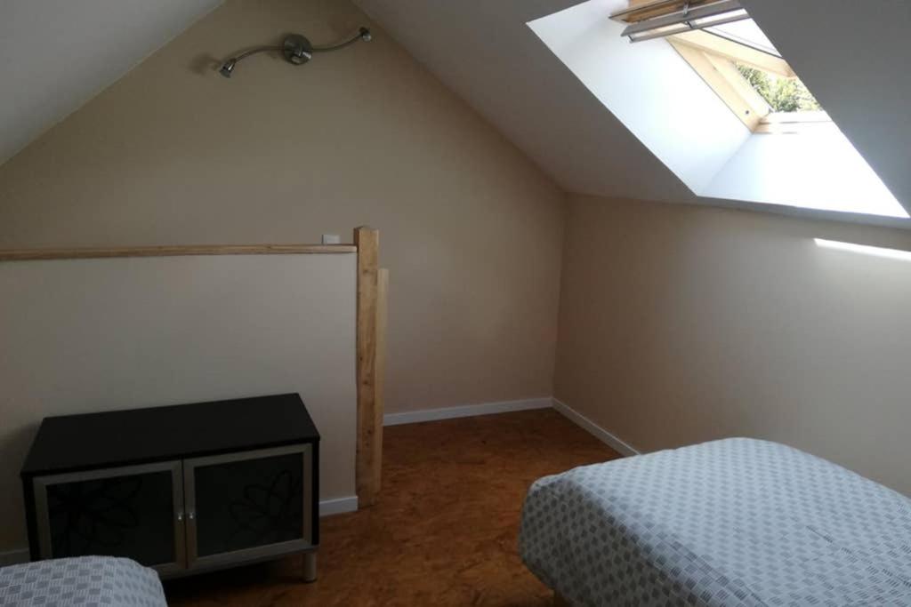 Two-Bedroom House - Photo 2