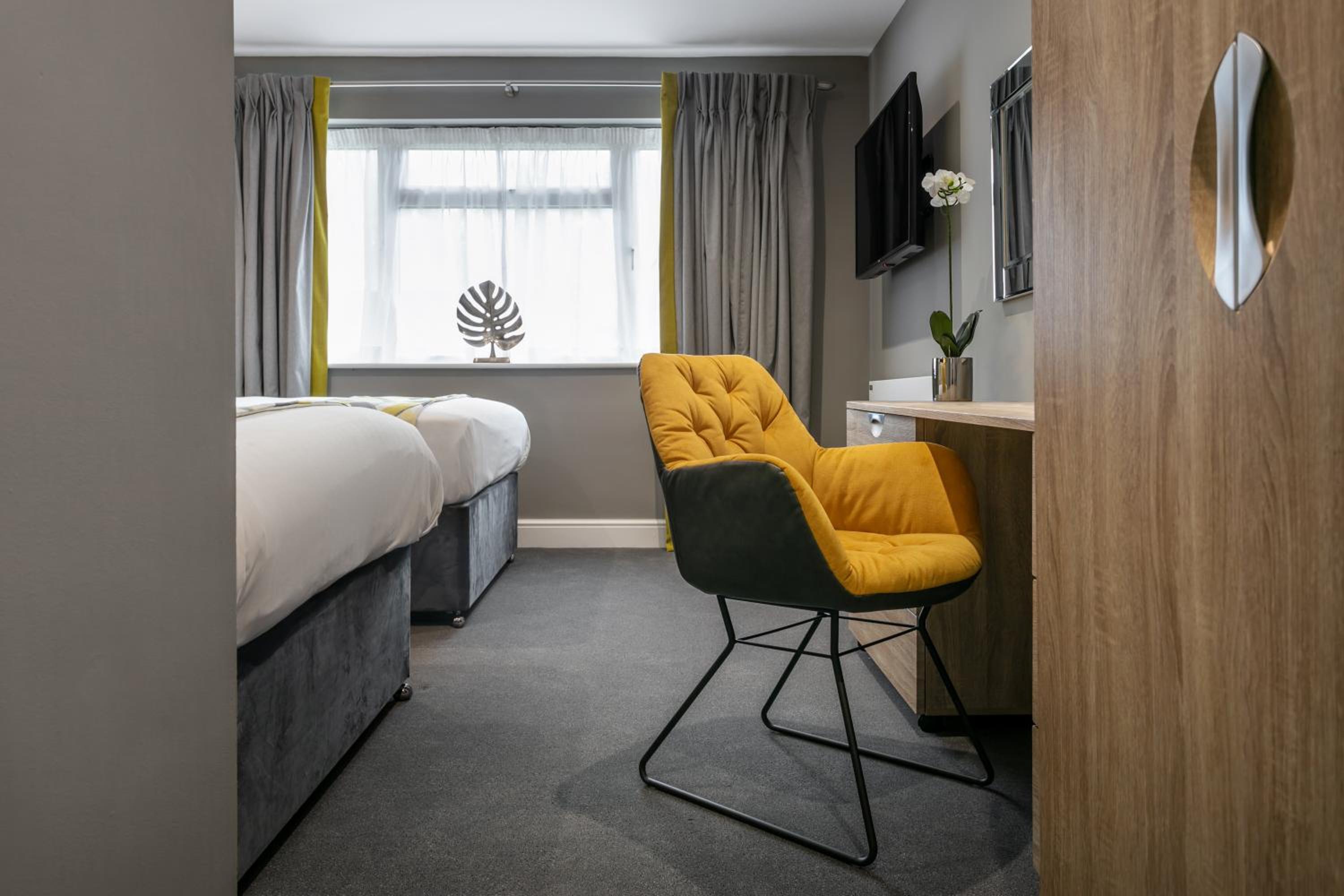 Deluxe Twin Room - Photo 3
