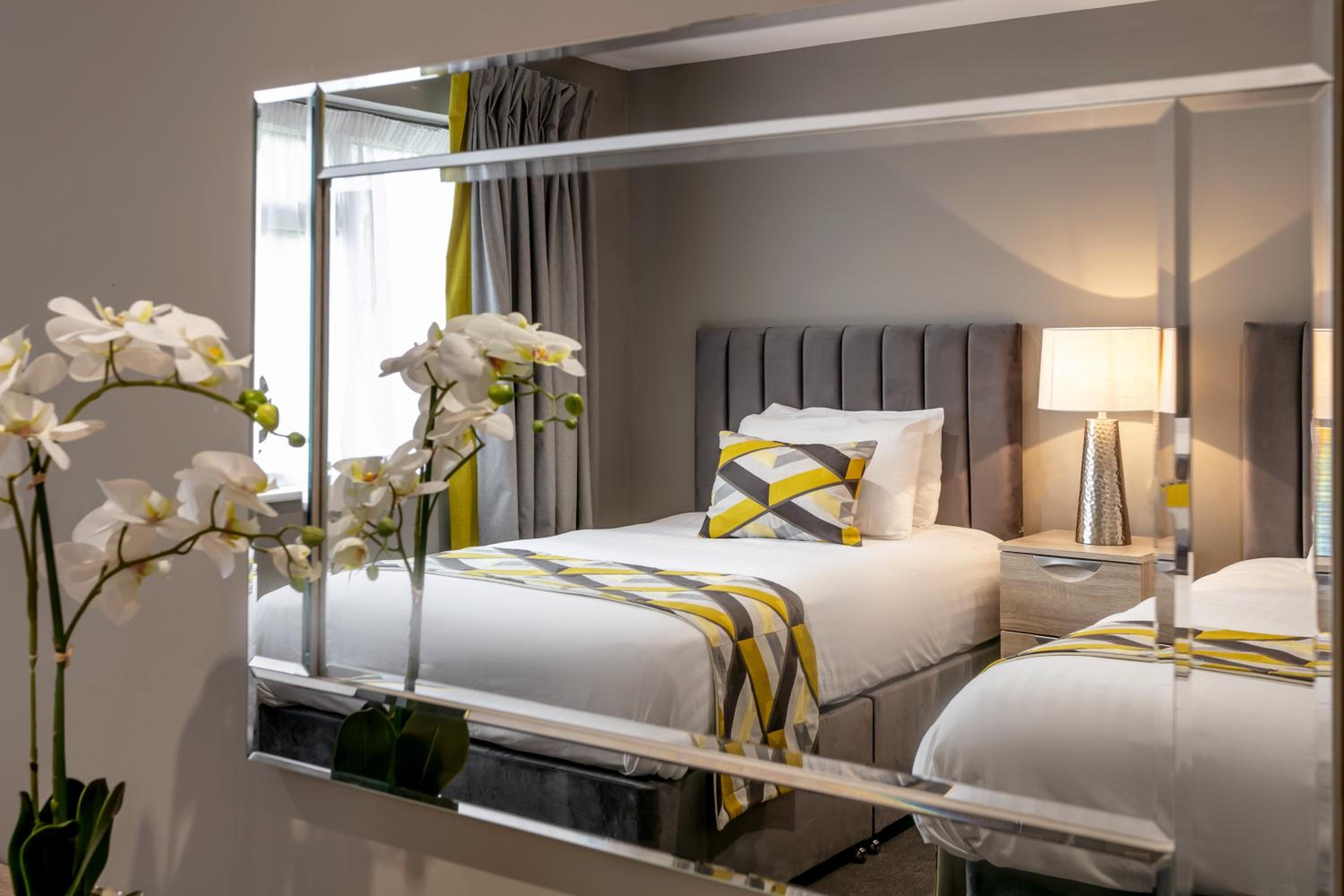 Deluxe Twin Room - Photo 4