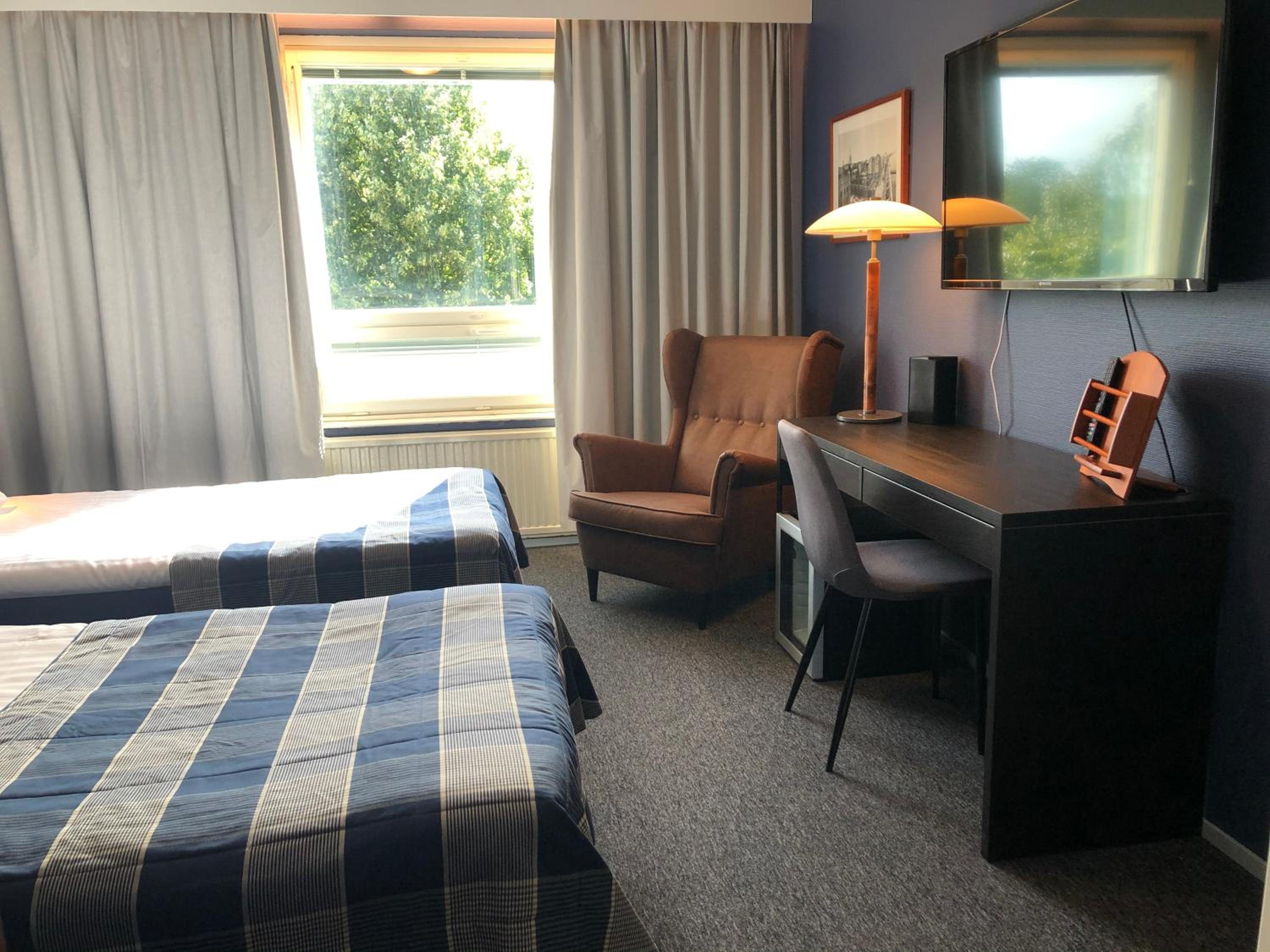 Superior Twin Room - Photo 14