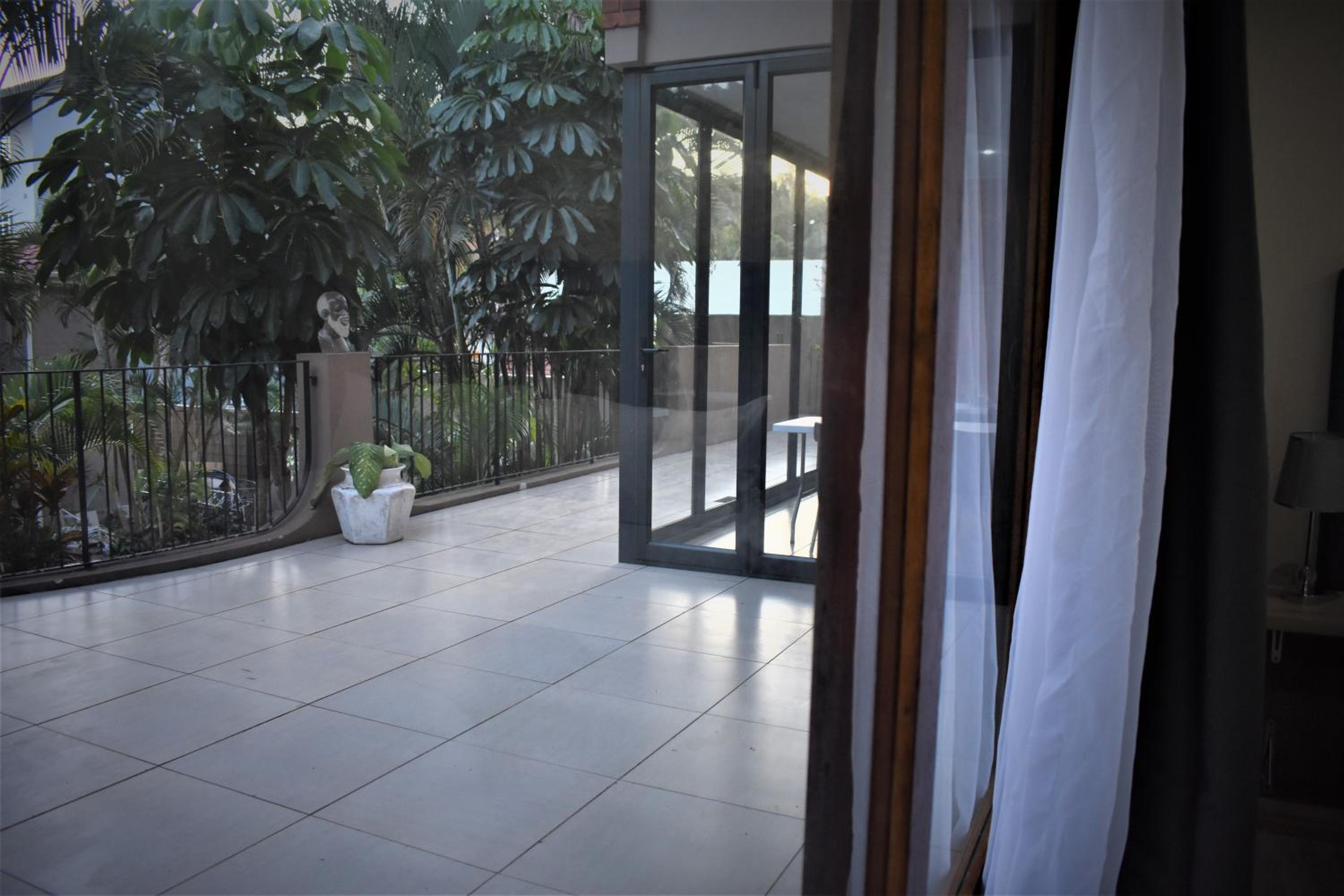 King Room - Photo 12