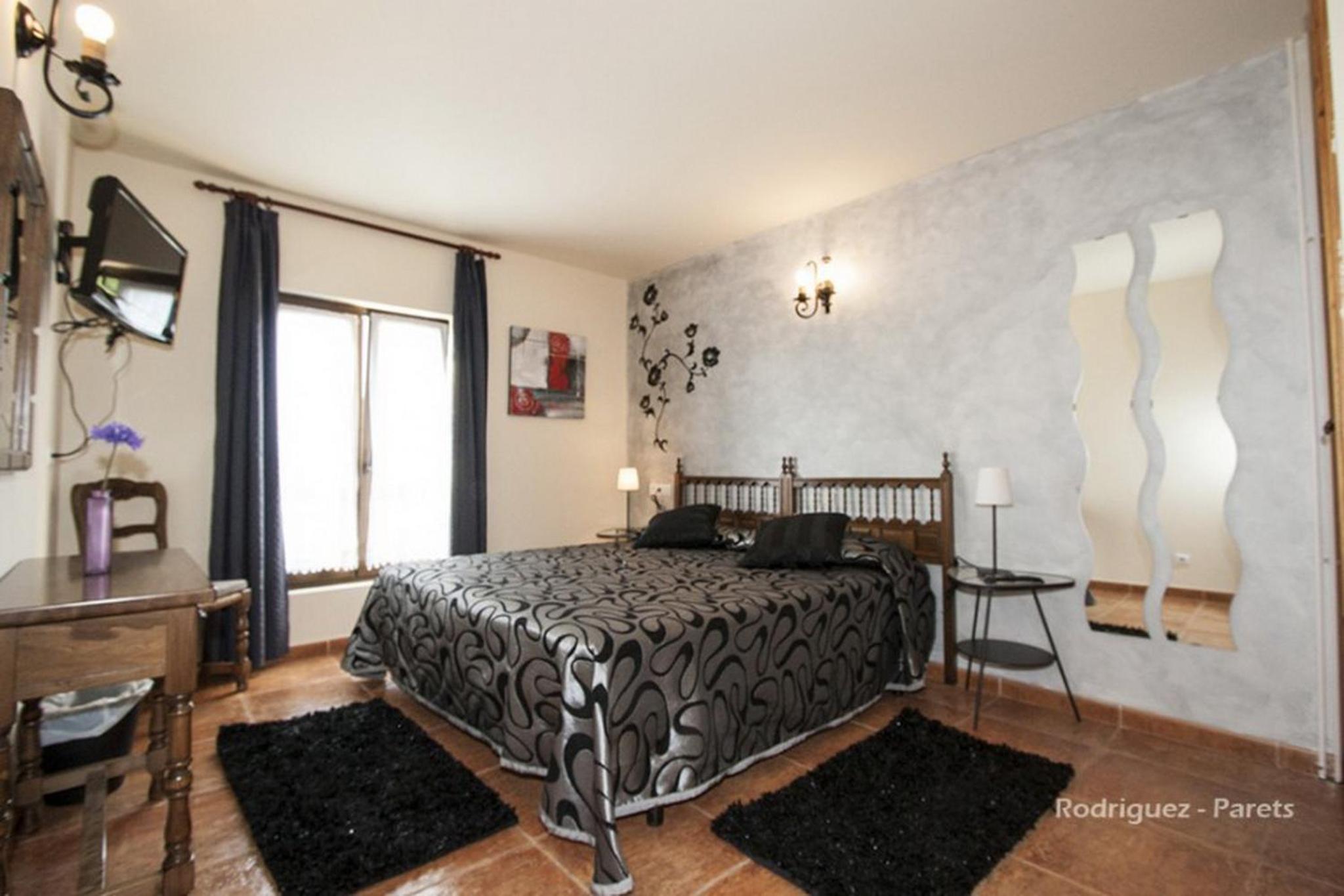 Standard Triple Room - Photo 3