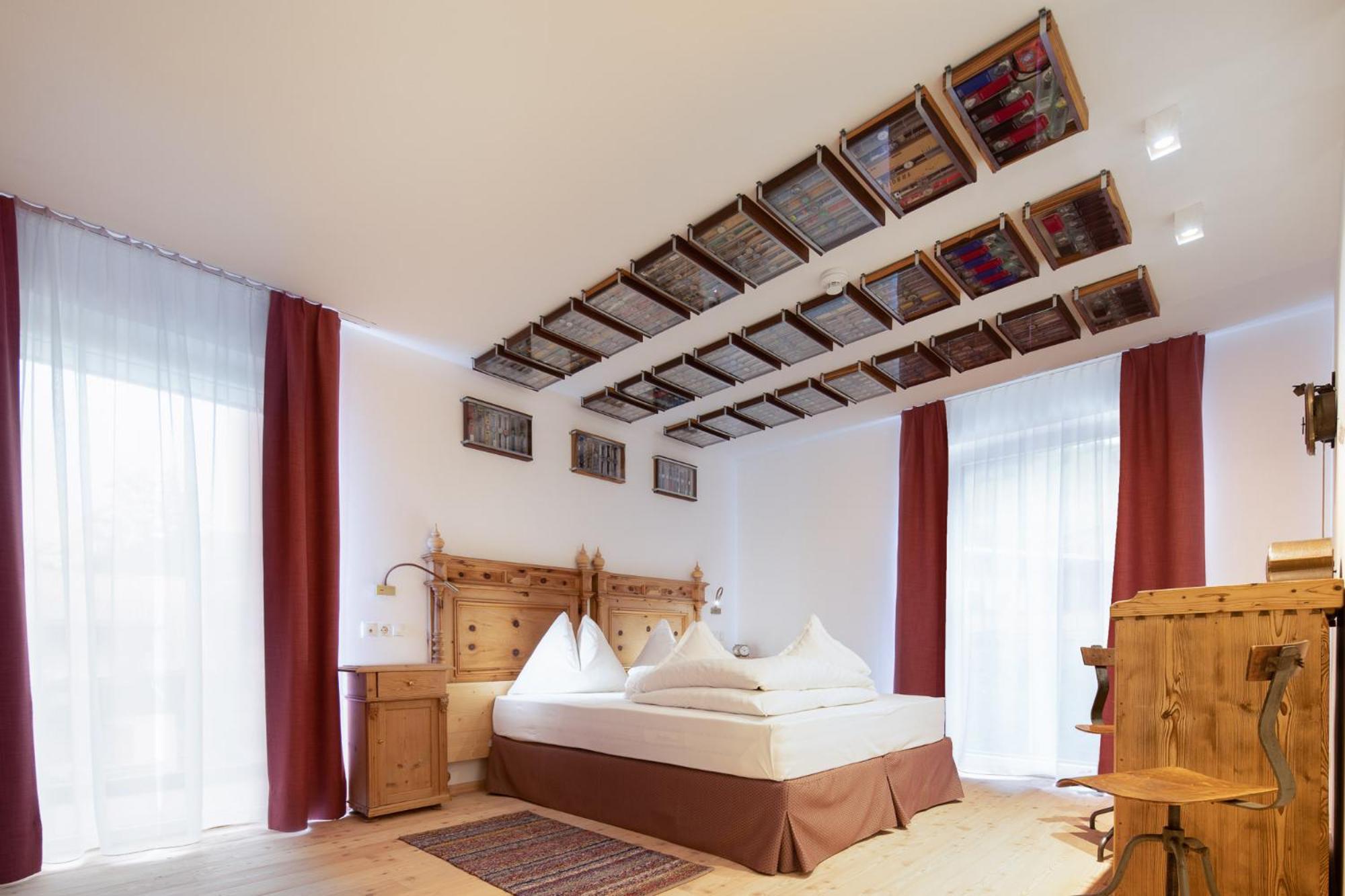 Deluxe Double Room with Mountain View