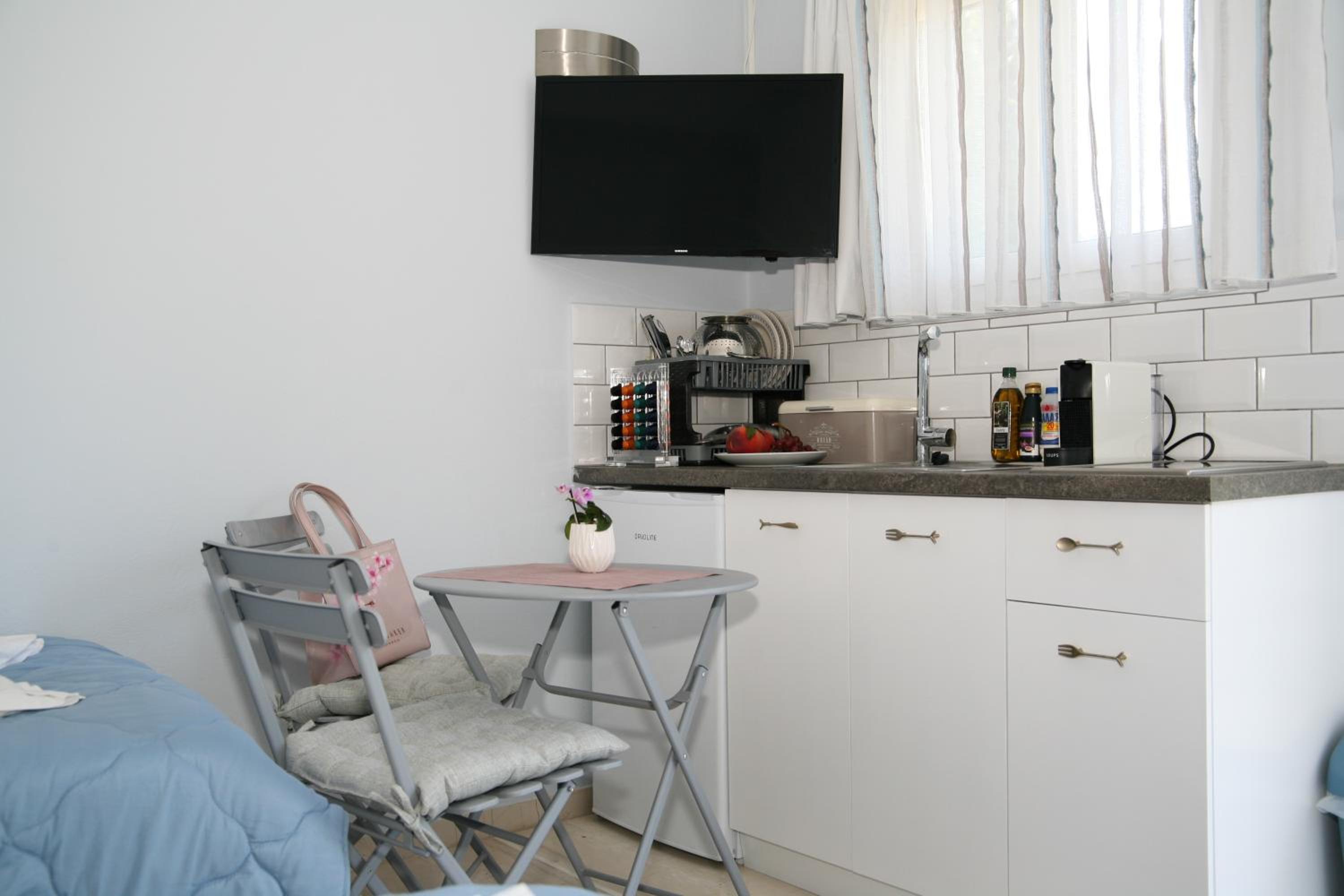 Deluxe Twin Room photo 3