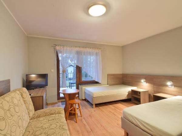 Quadruple Room with Balcony nr 3 - Photo 1