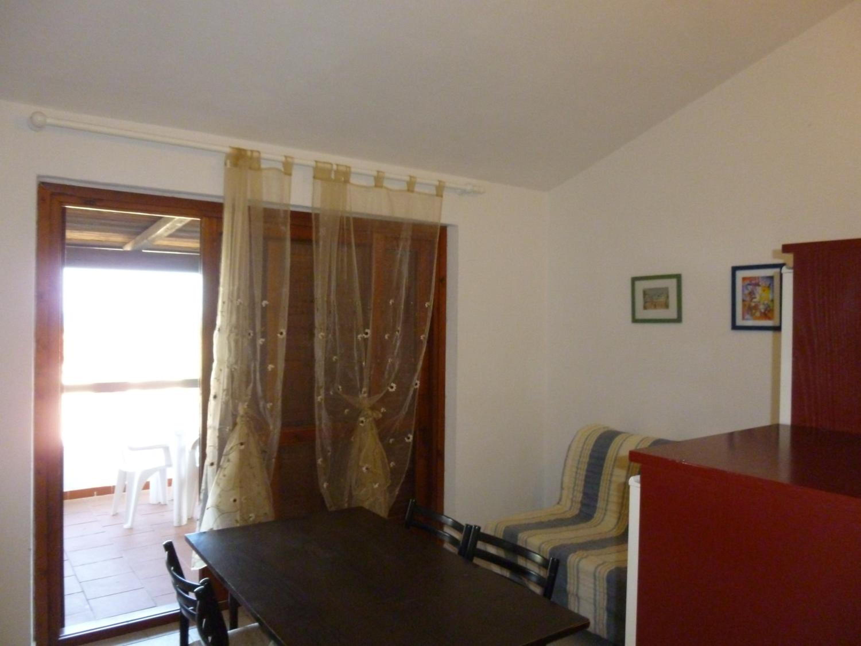 One-Bedroom House photo 1